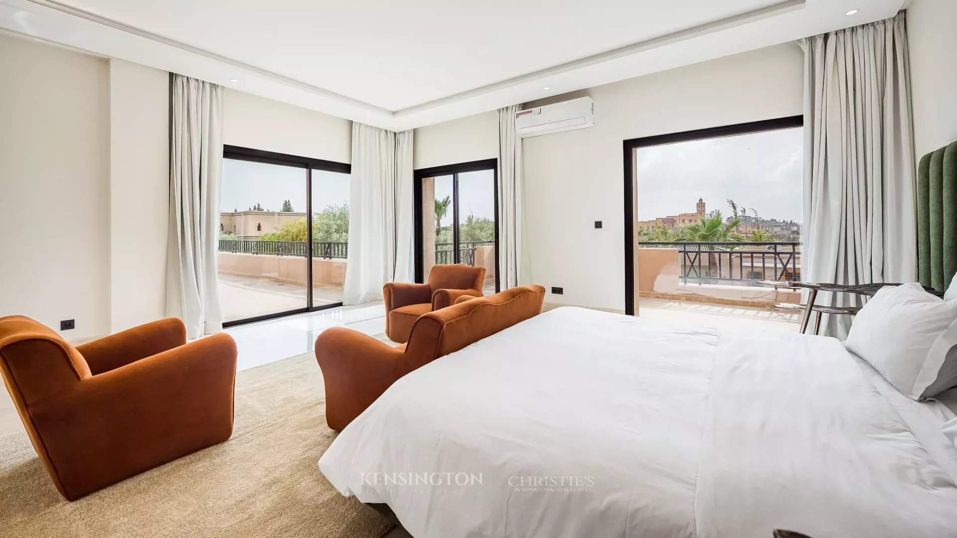 6 Bedroom Villa/Townhouse's Image 34