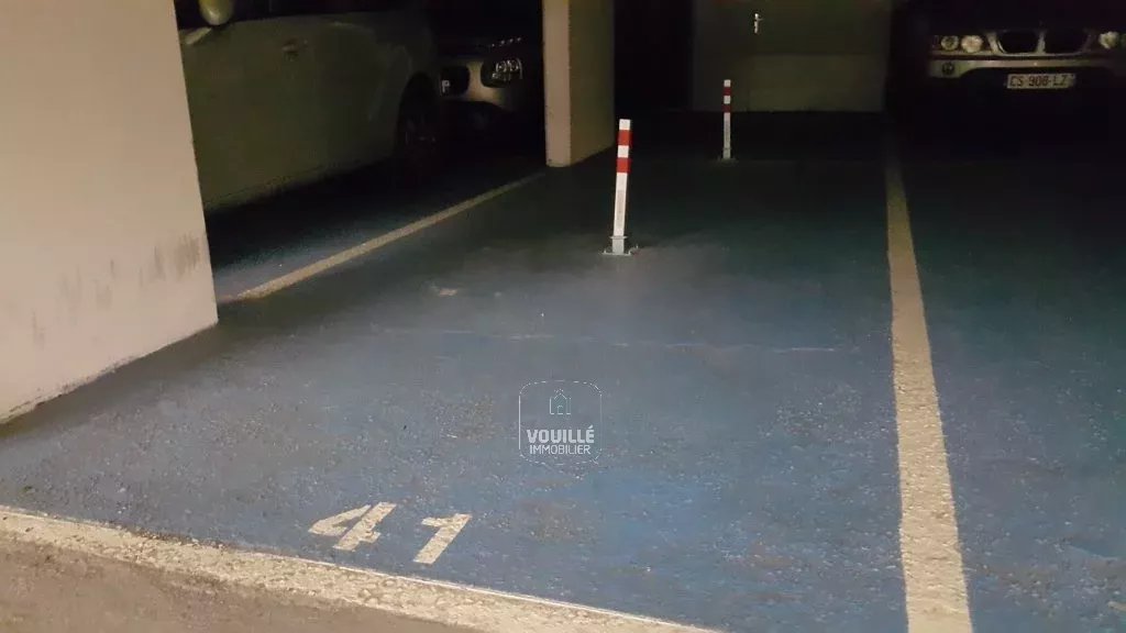 Parking  double 24,19 m2 - Paris 75015