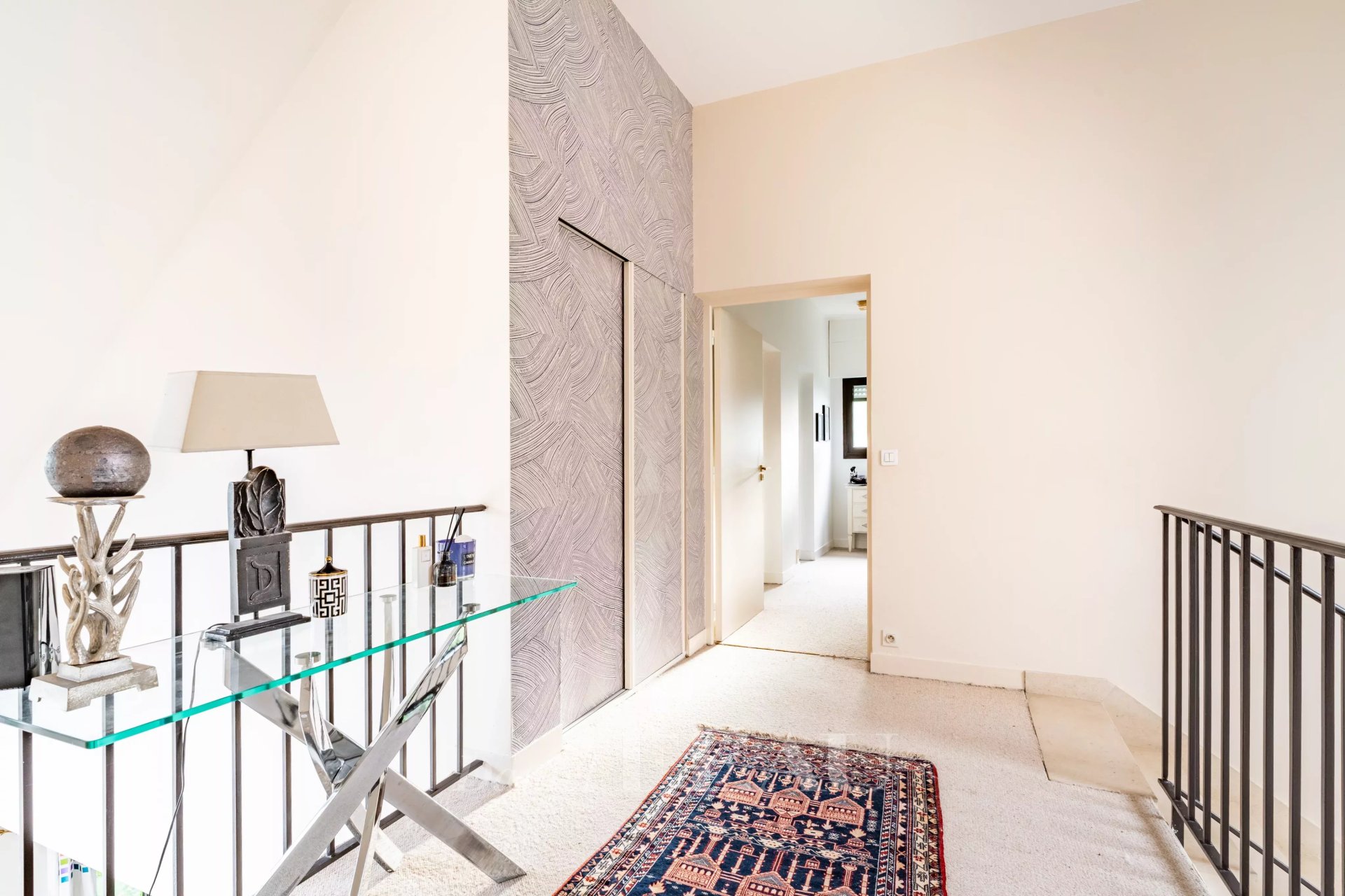5 Bedroom Villa/Townhouse's Image 8