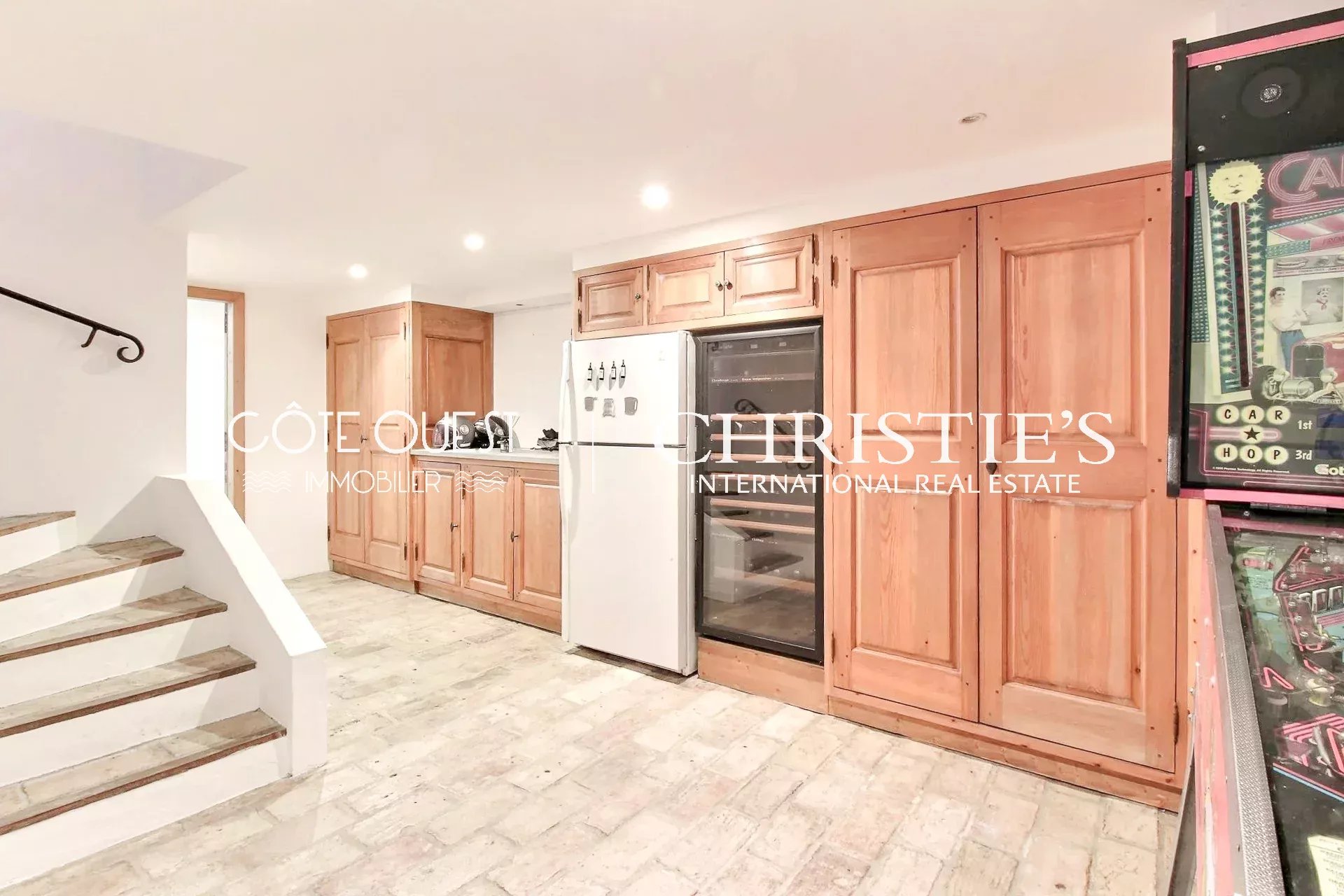 5 Bedroom Villa/Townhouse's Image 12