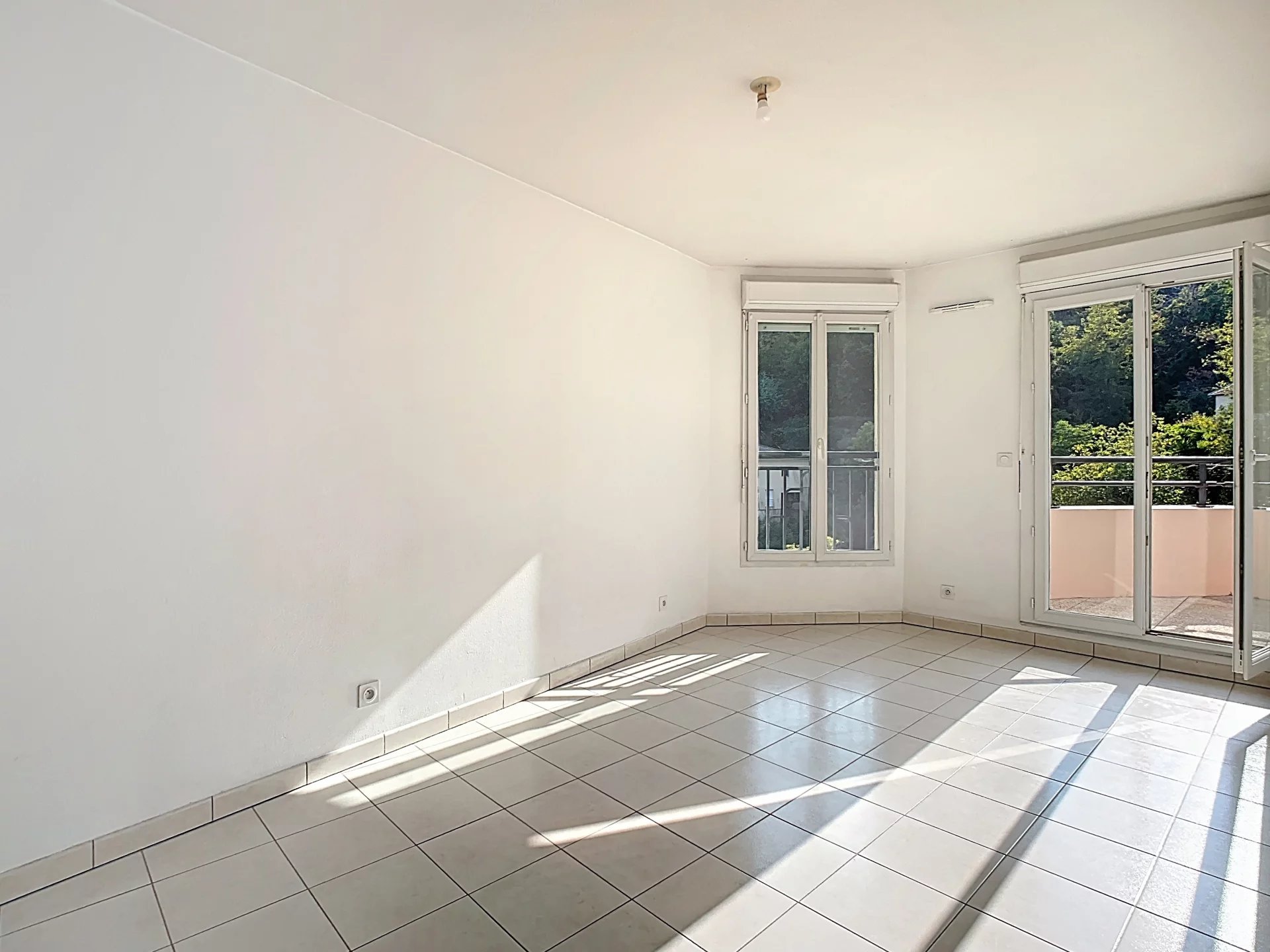 Appartement 3 pièces avec parking
