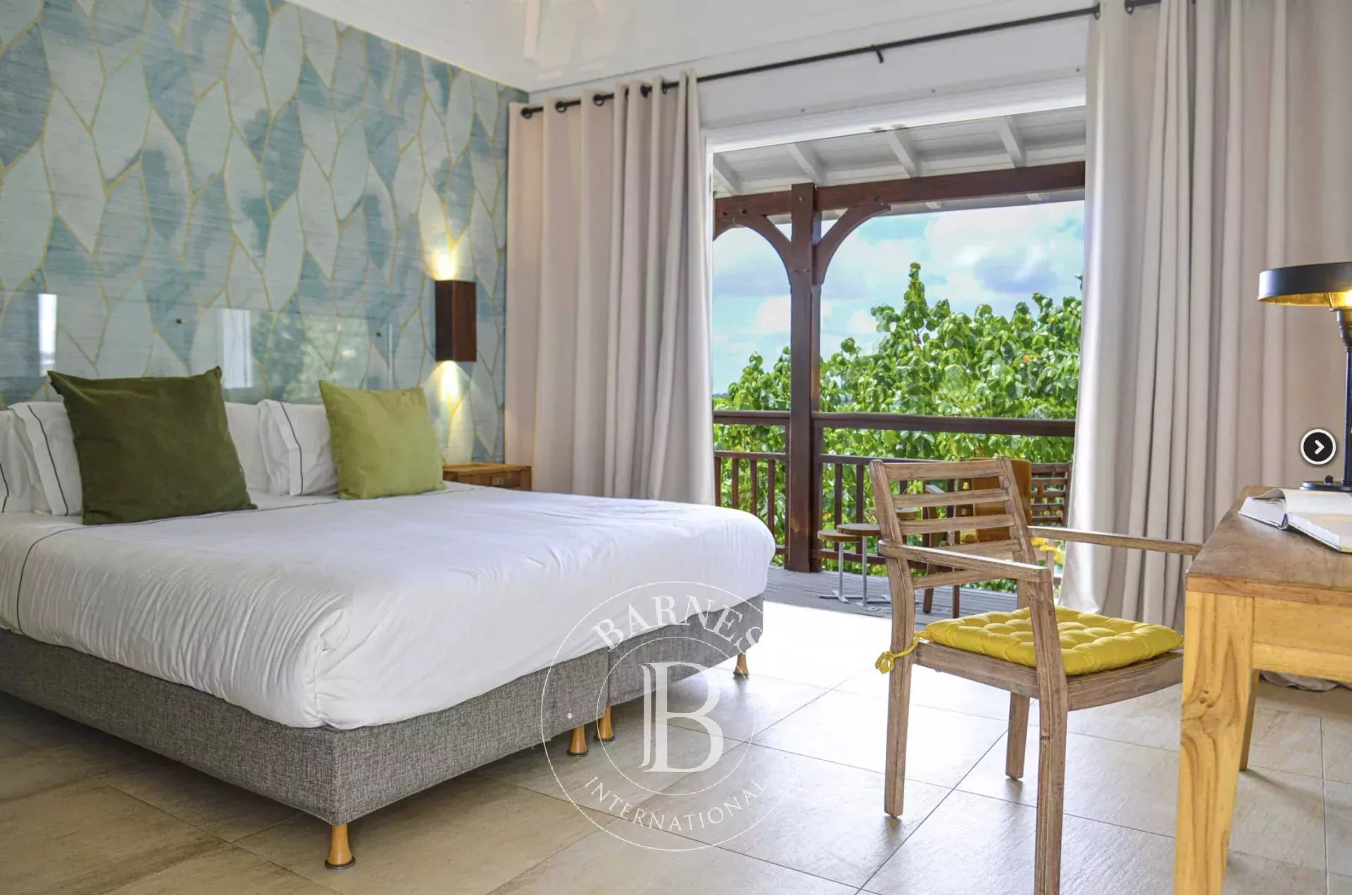 Petit Cul-de-Sac  - Villa 7 Chambres - picture 12