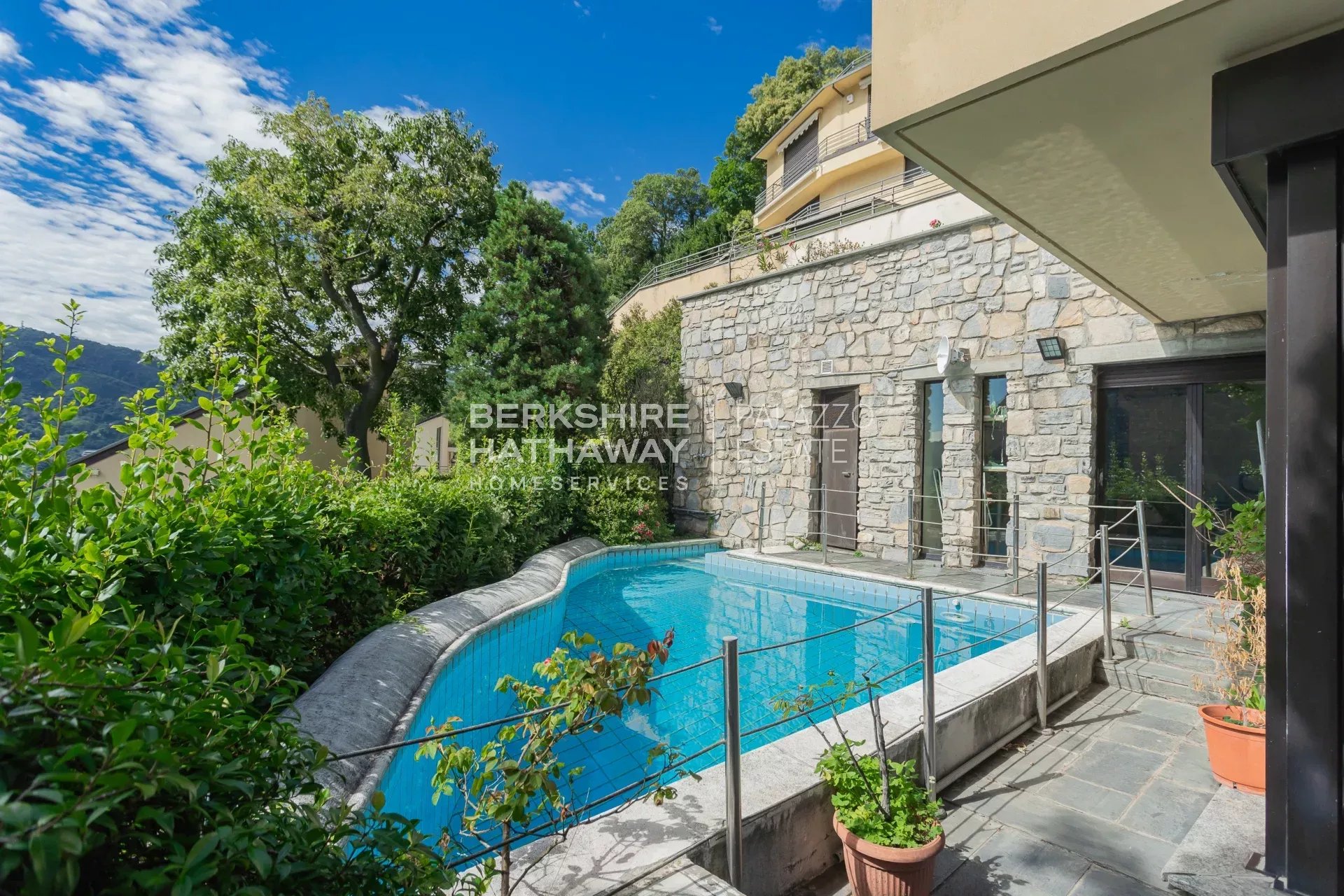 Villa in Como - Image 3