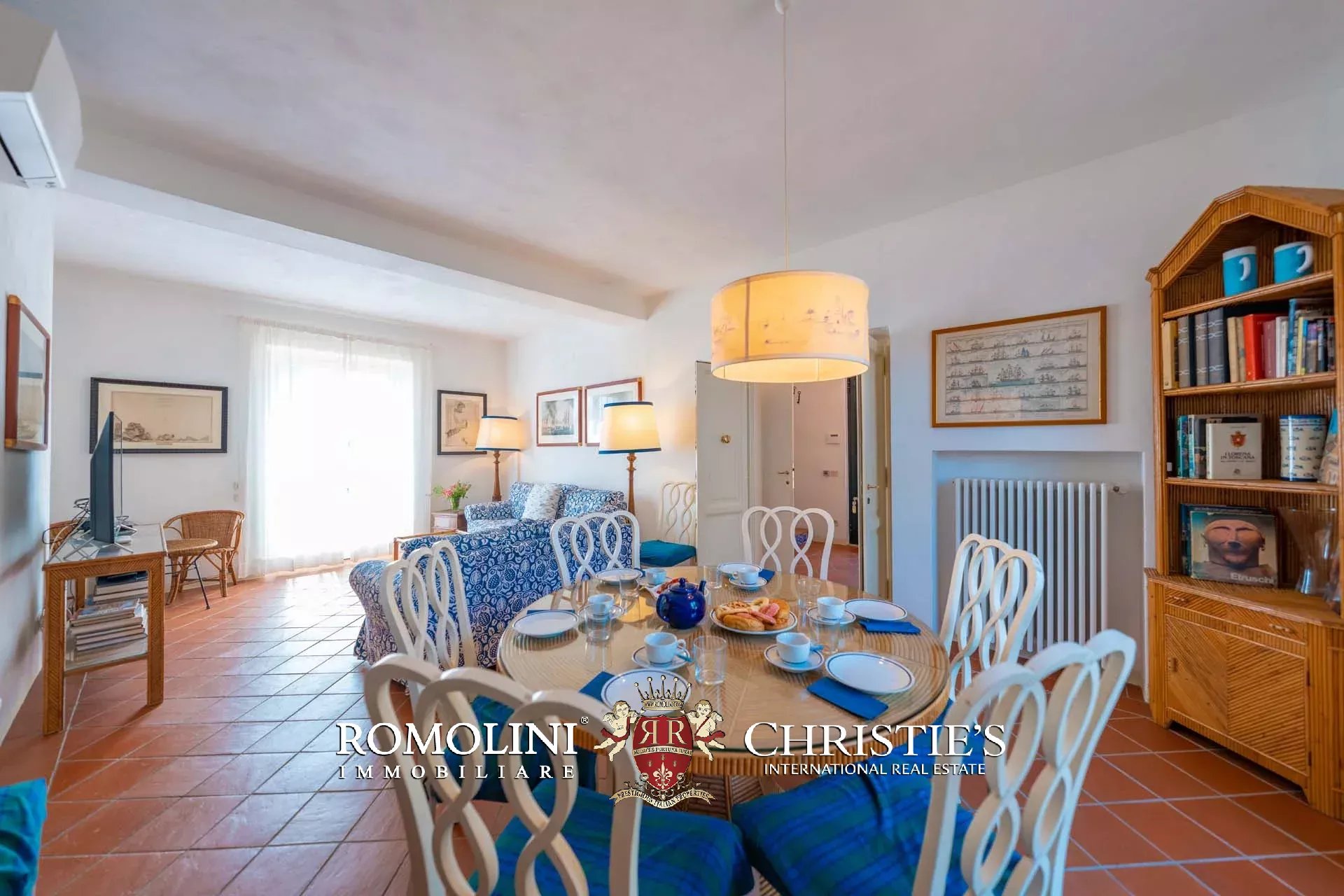 11 Bedroom Villa/Townhouse's Image 112