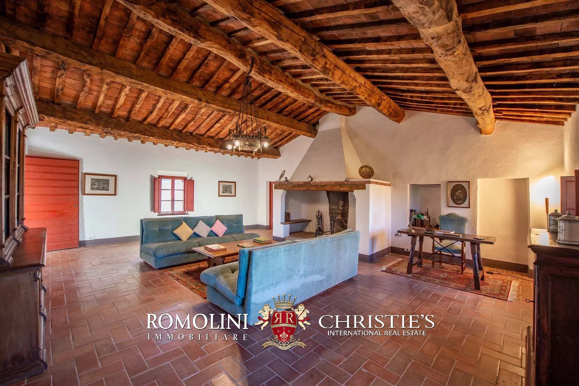 5 Bedroom Villa/Townhouse's Image 28