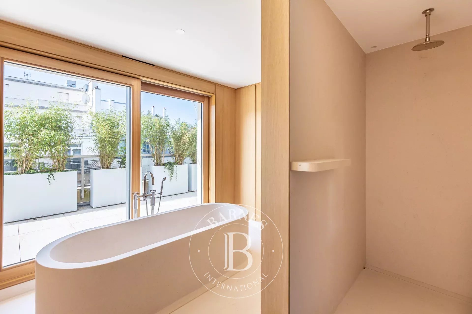 Daire Paris 8ème - picture 13