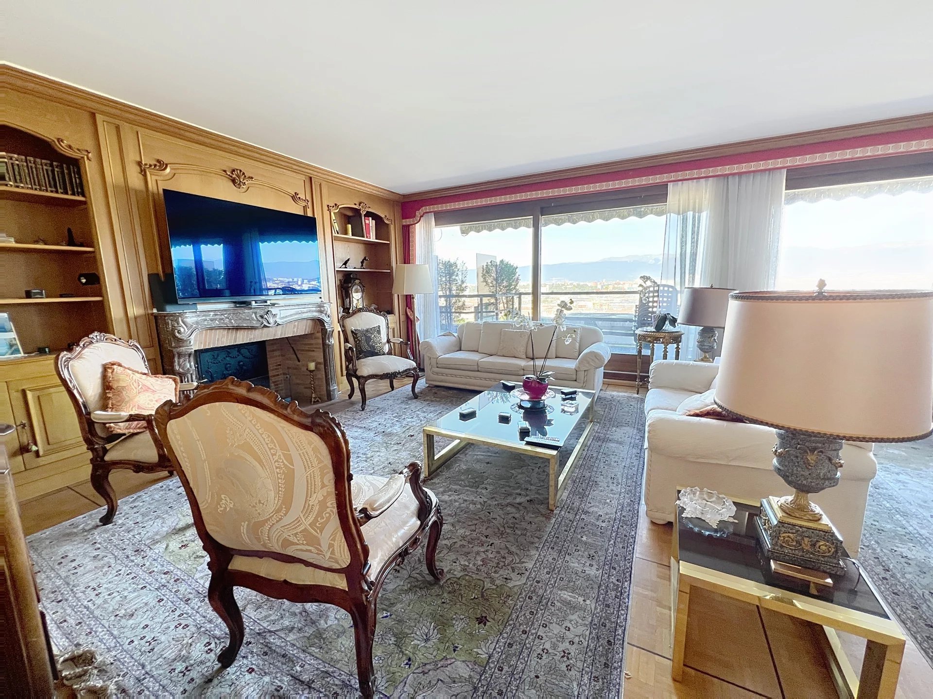 Superbe attique au sein d’une résidence de prestige – Champel