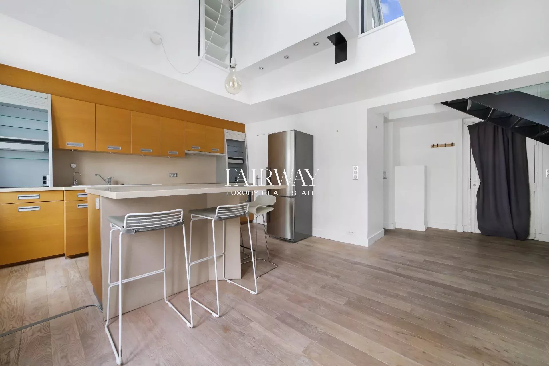 Appartement familial de charme en duplex – Nouvelle-Athènes, Paris 9e