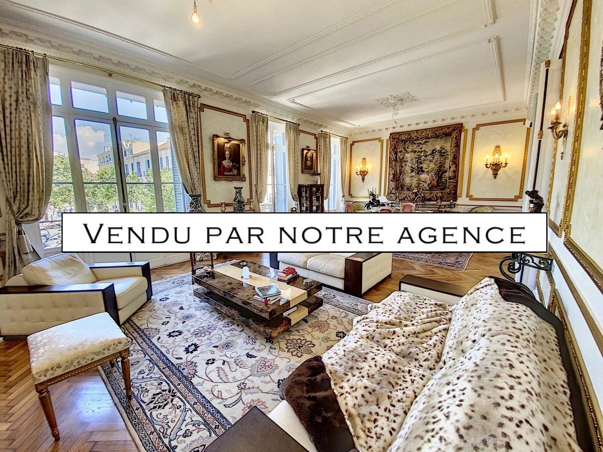 Agence immobilière de 