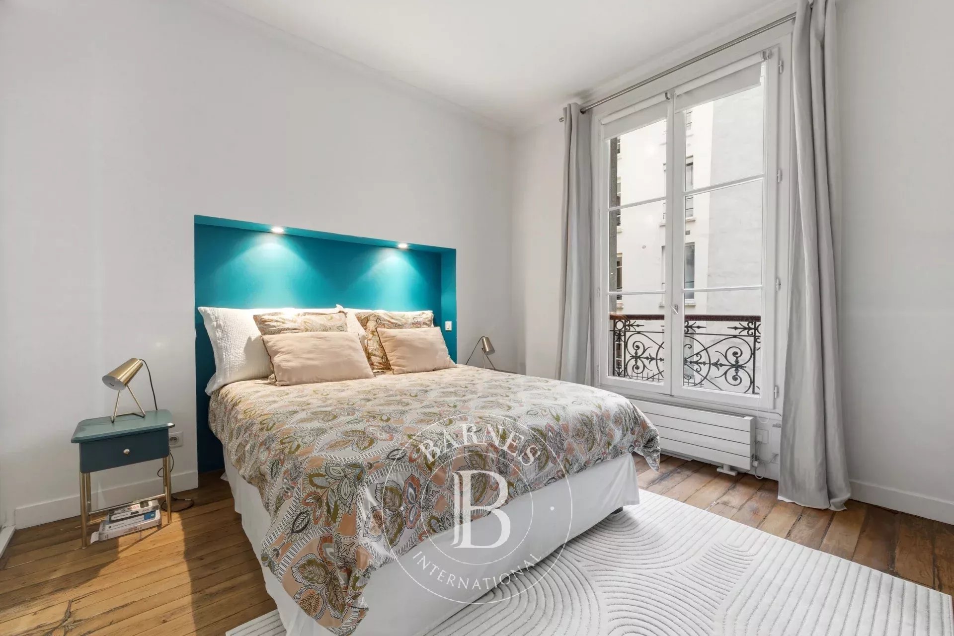 Paris  - Apartment 2 Bedrooms - picture 11