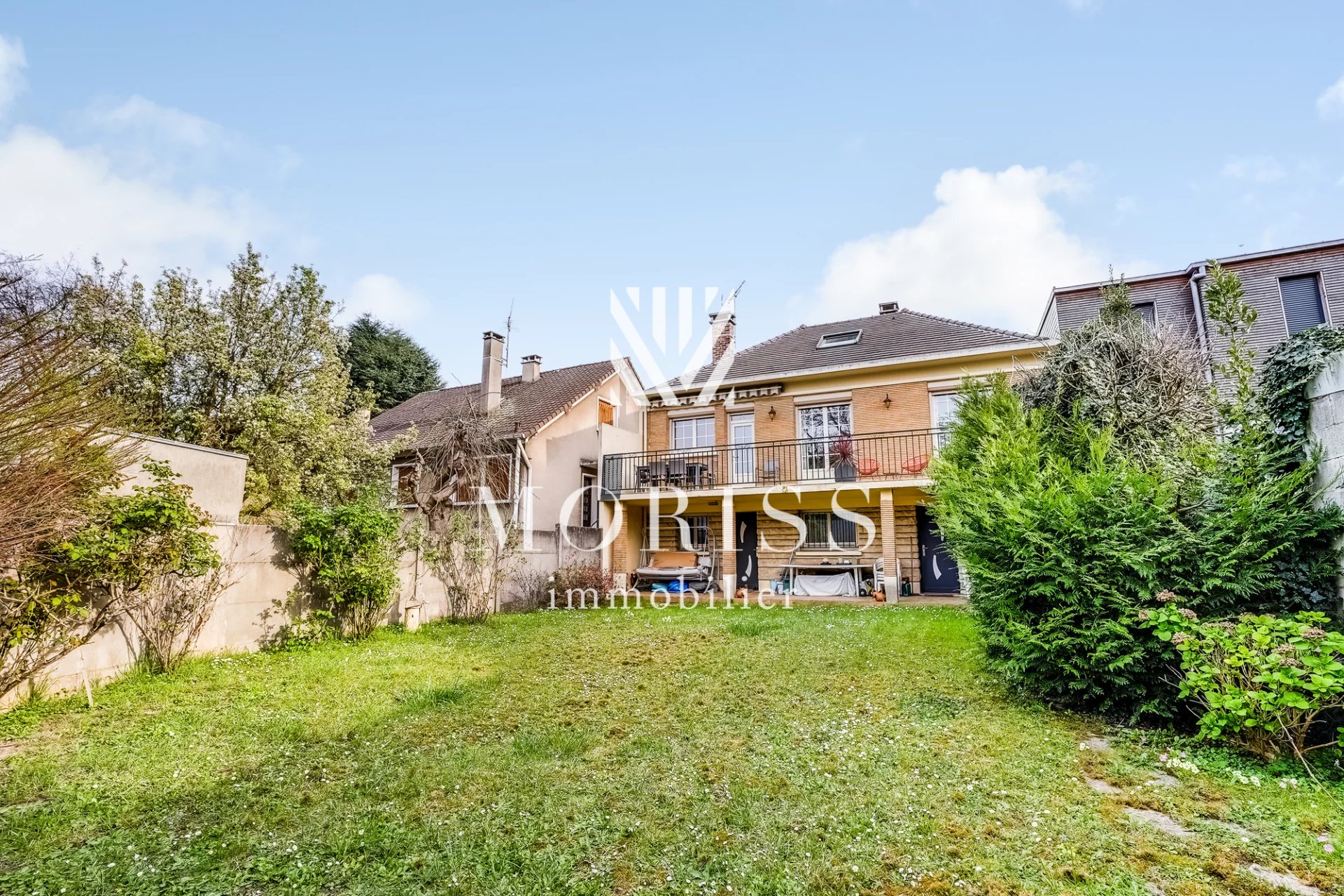 Champigny-sur-Marne - Maison de 6 pièces de 170m² habitable - Image 1