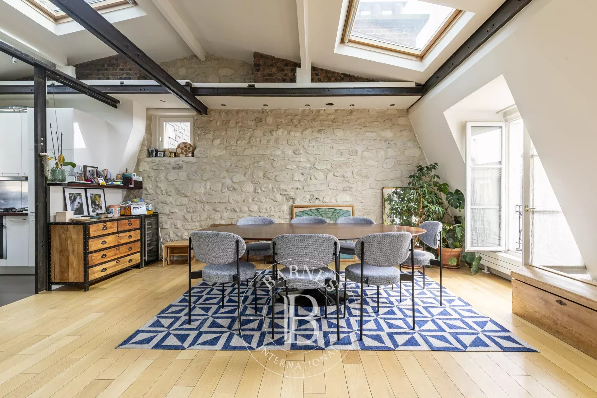 Apartment Paris 75007  -  ref 87216632 (picture 2)