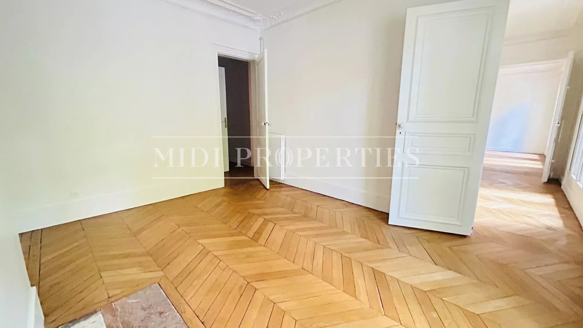 Sale Apartment Paris 14th Montparnasse