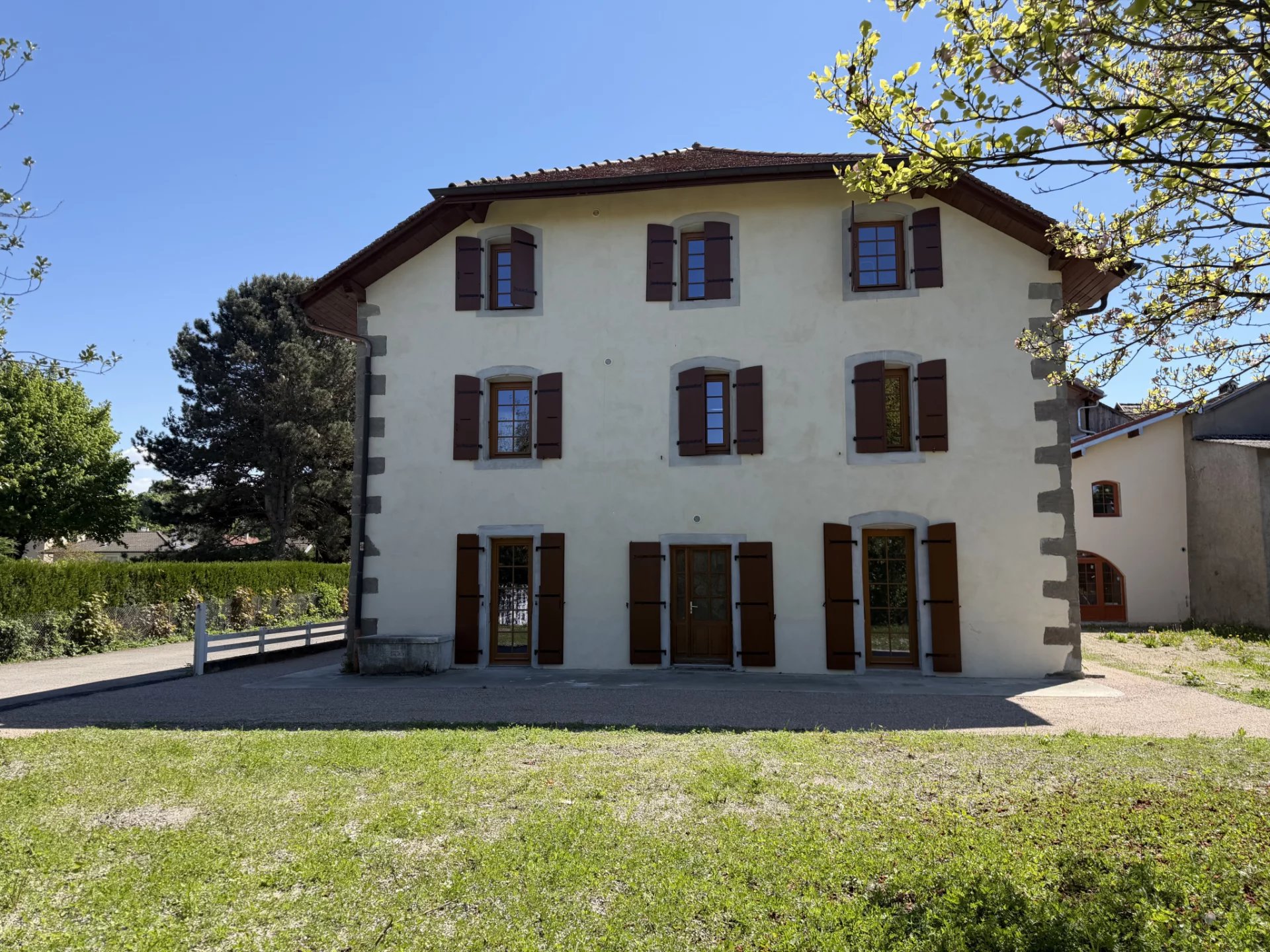 DOUVAINE   INVESTISSEMENT LOCATIF   COLOCATION NEUVE DE 5 CH
