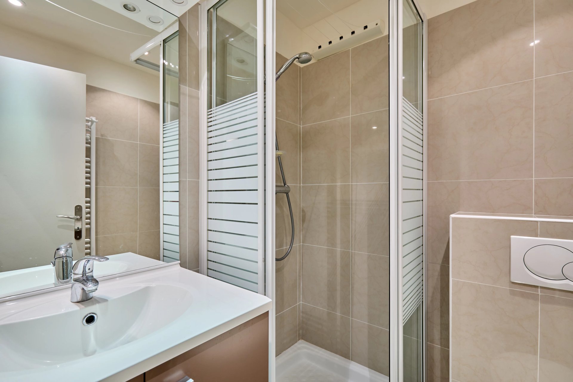 Apartment/Flat's Image 5
