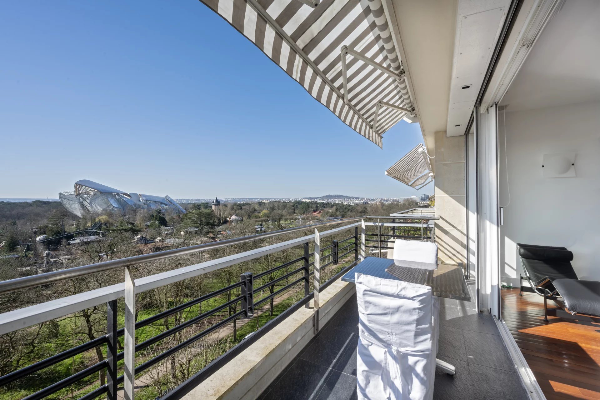 Sale Apartment Neuilly-sur-Seine Dulud-Laffitte