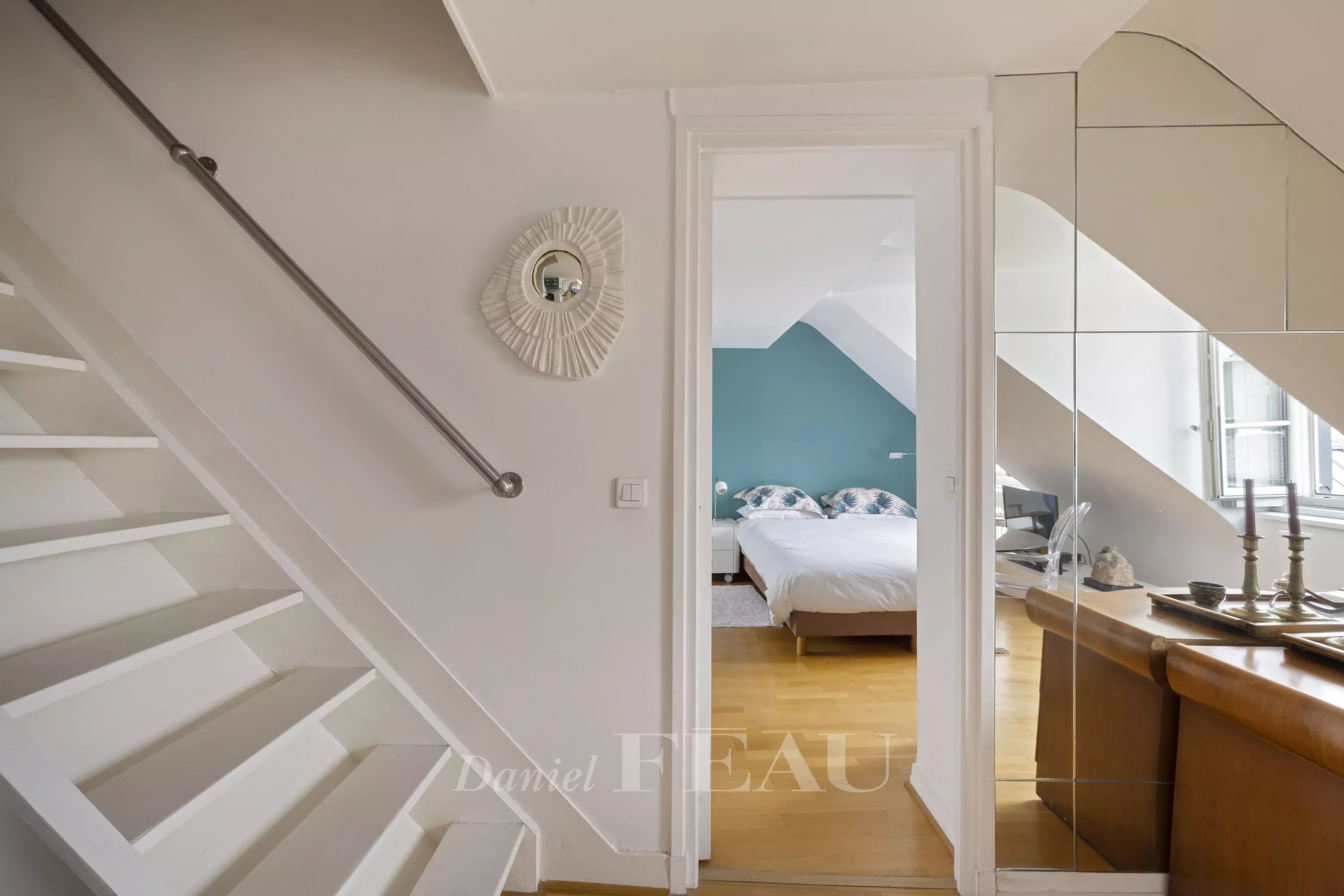 Sale Apartment Paris 4th