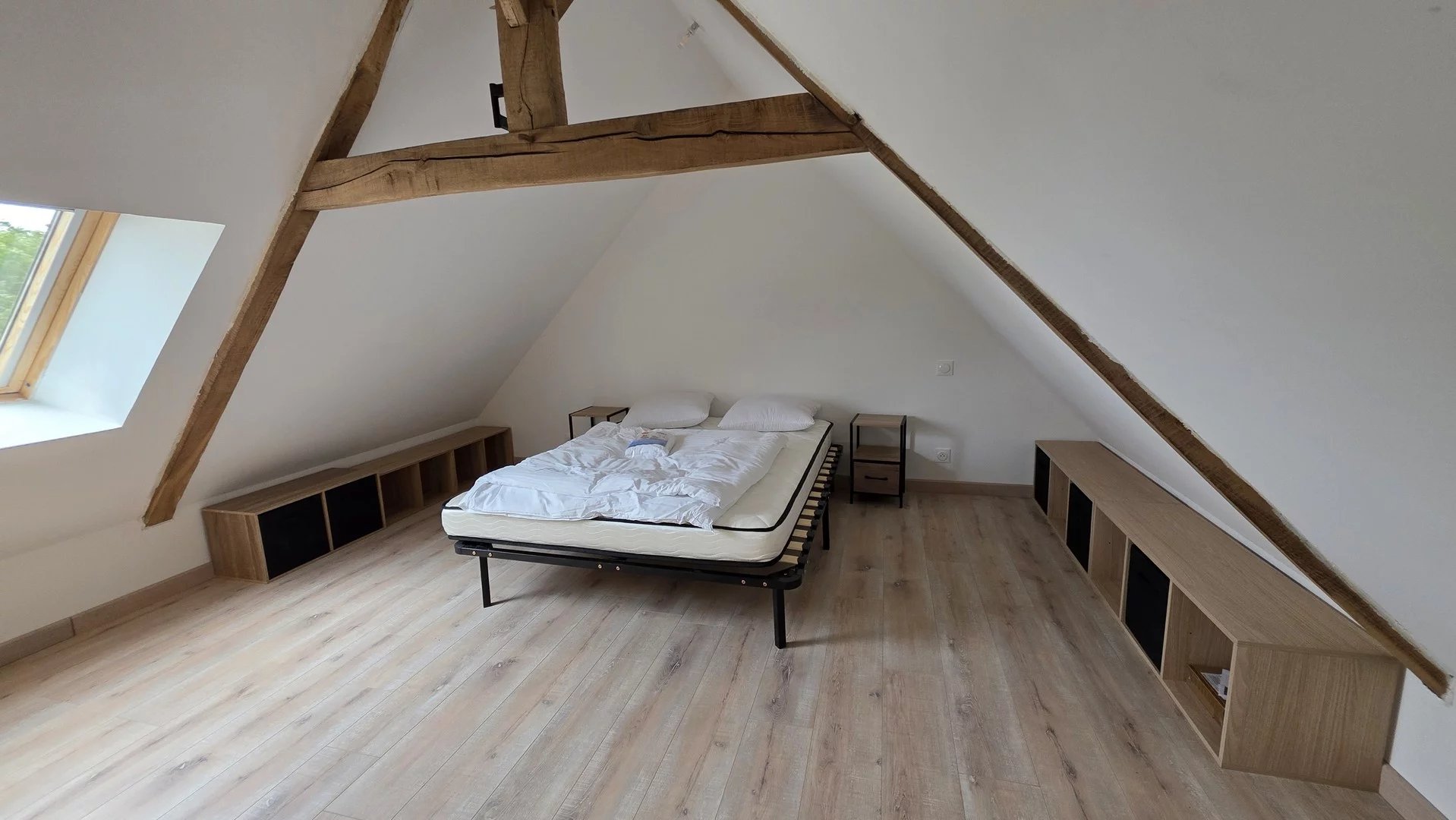 MAISON T3 MEUBLEE – LES CHAMPS GERAUX- EN EXCLUSIVITE