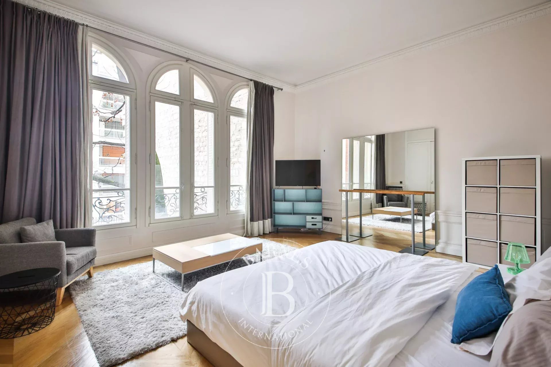 Paris  - Appartement 6 Pi&egrave;ces 4 Chambres - picture 10