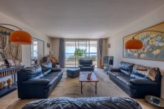 Cannes Gazagnaire - 1,500-square-foot apartment in a luxury residence overlooking the sea — photo 3 of 7