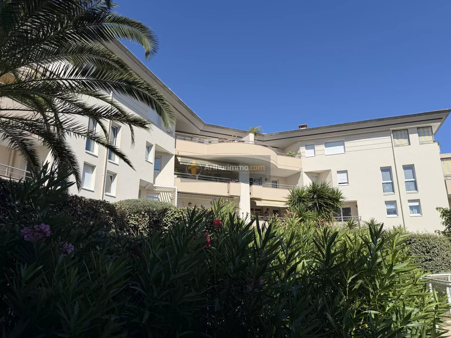 Rare : Appartement 3 pièces rez-de-jardin