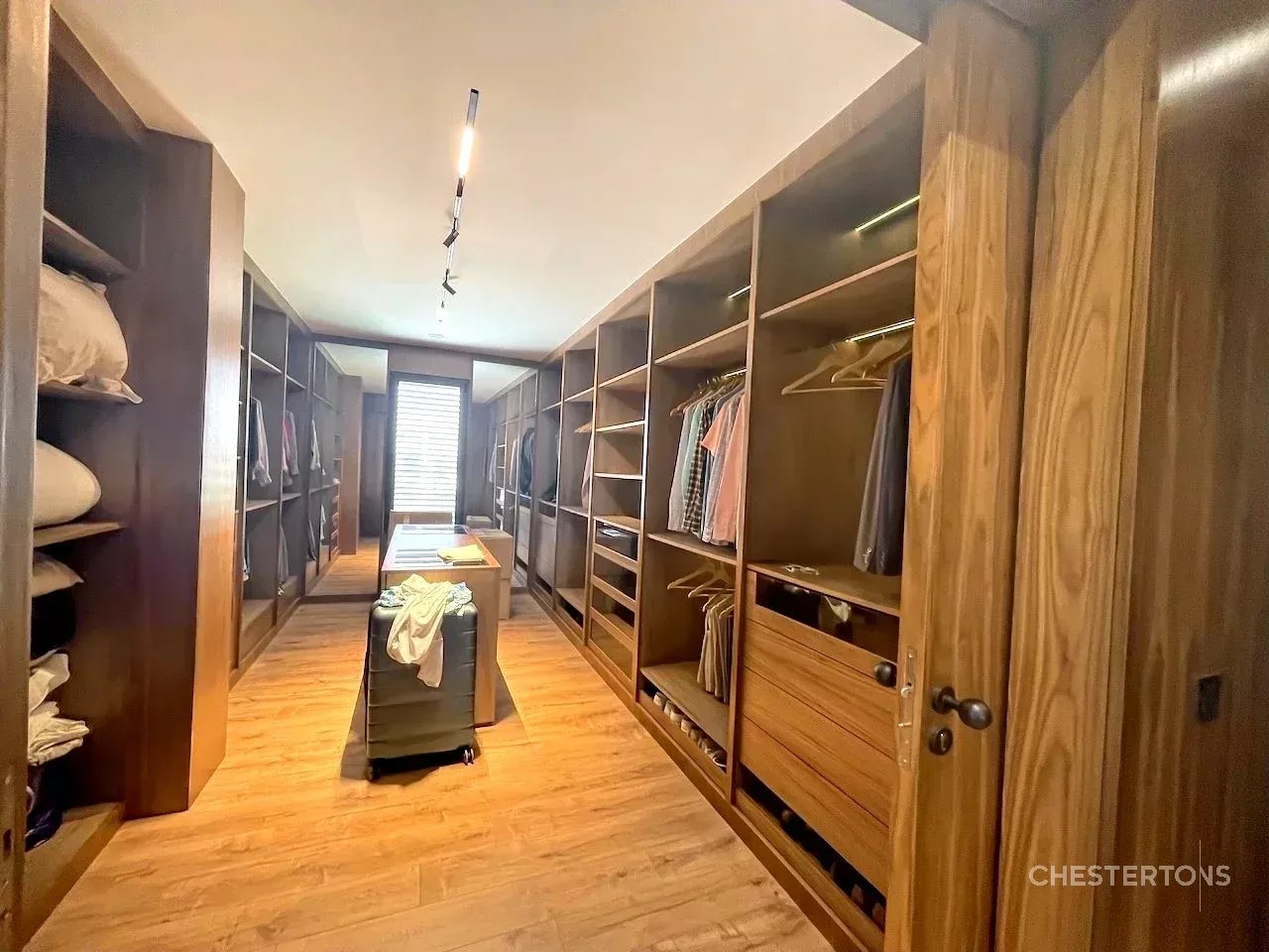 Image of Villa - 5 Bedrooms for Sale in Marrakech-Ménara-Marrakech-Morocco, Image 10