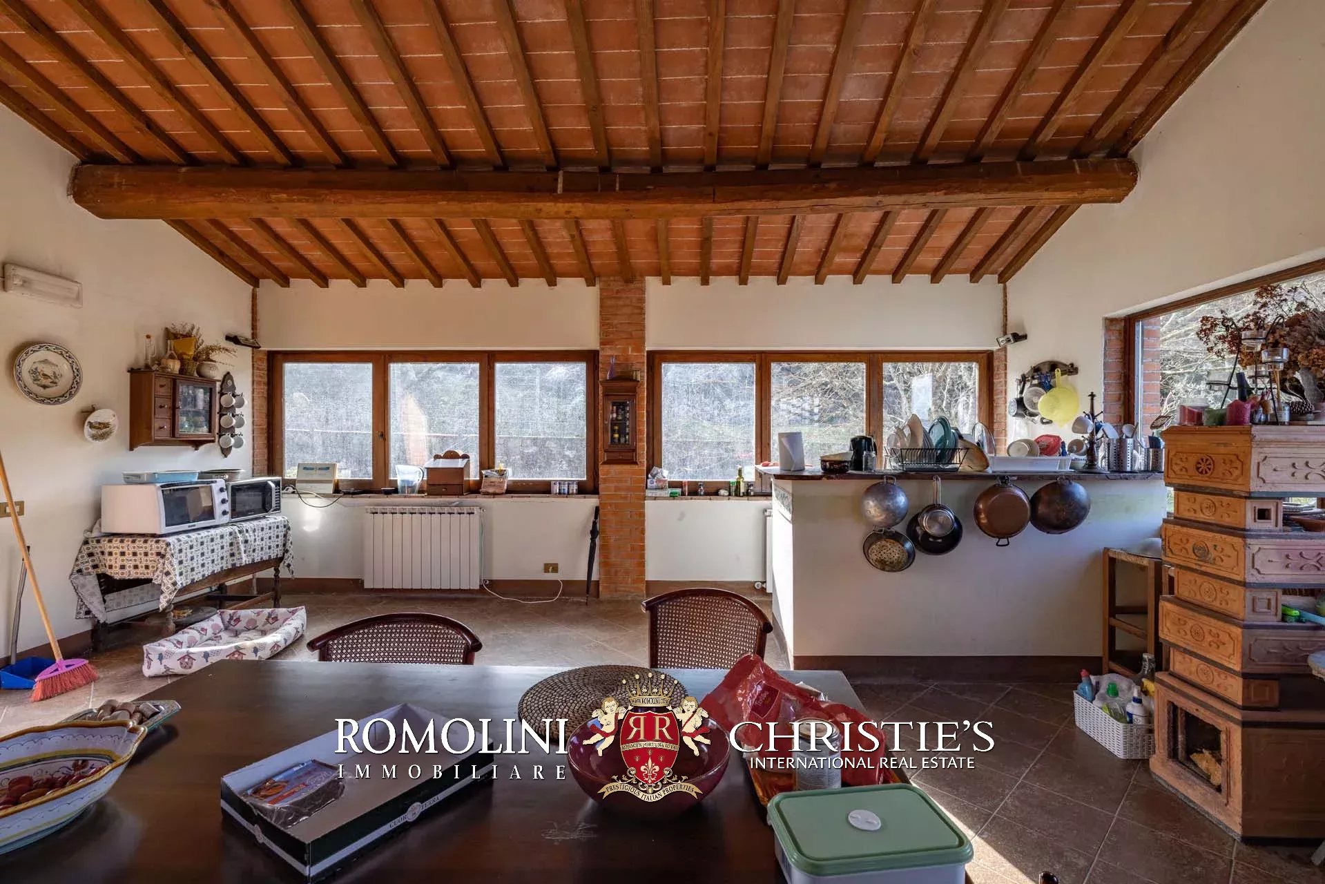 33 Bedroom Vineyard's Image 64