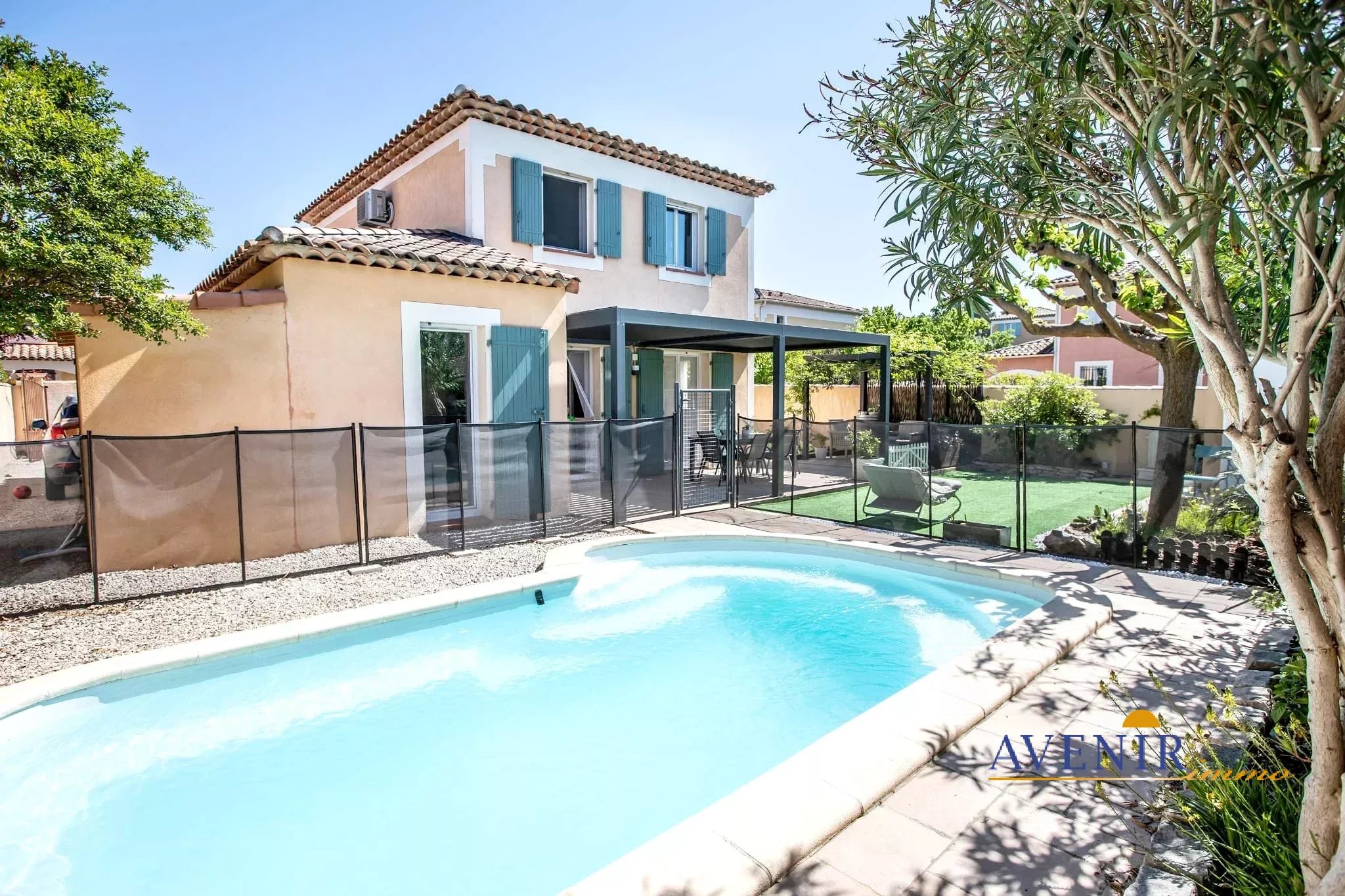 Agence immobilière de 