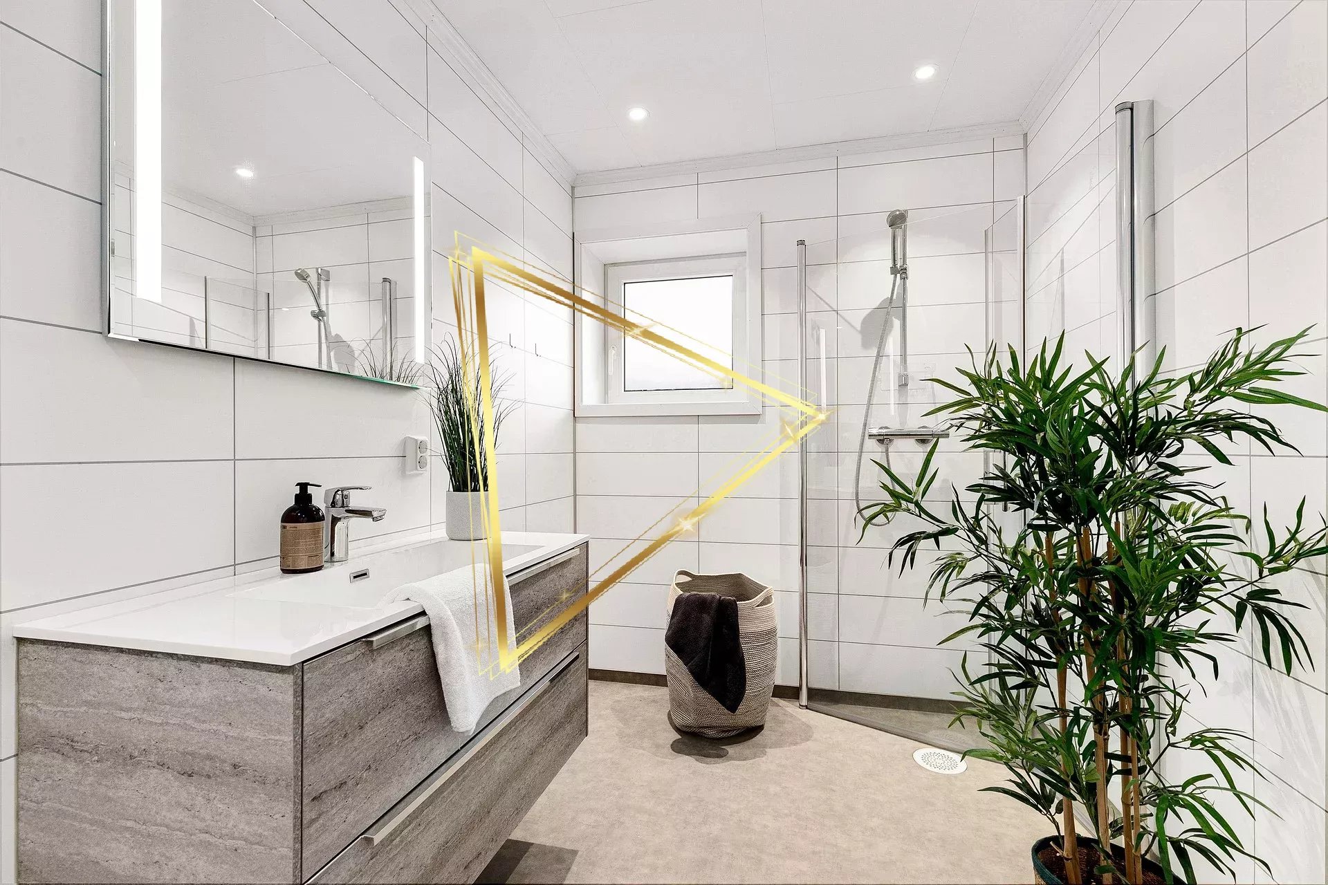 Maison 5 pièces avec terrasse,  grand jardin et stationnement.