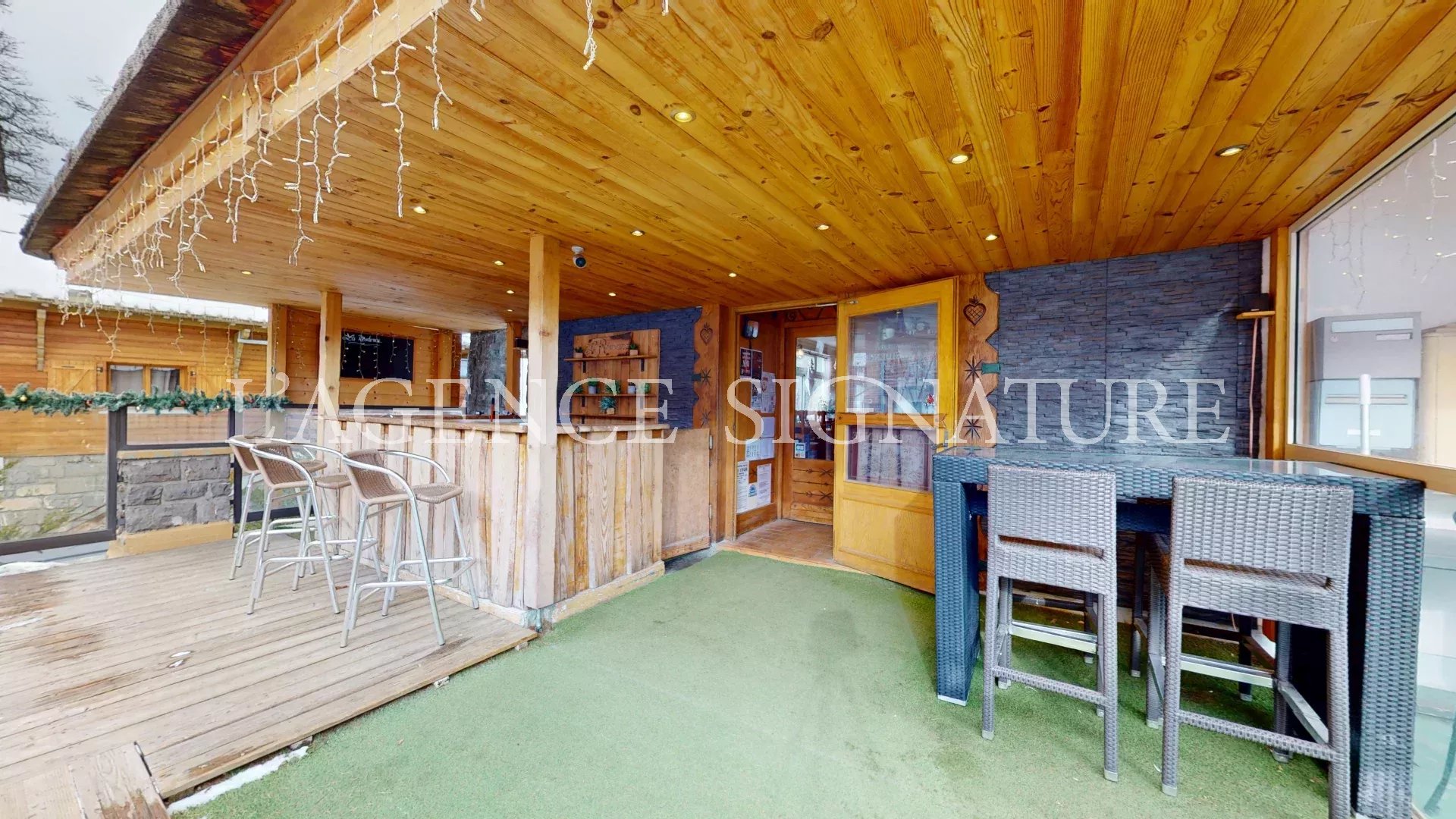 Agence immobilière de 