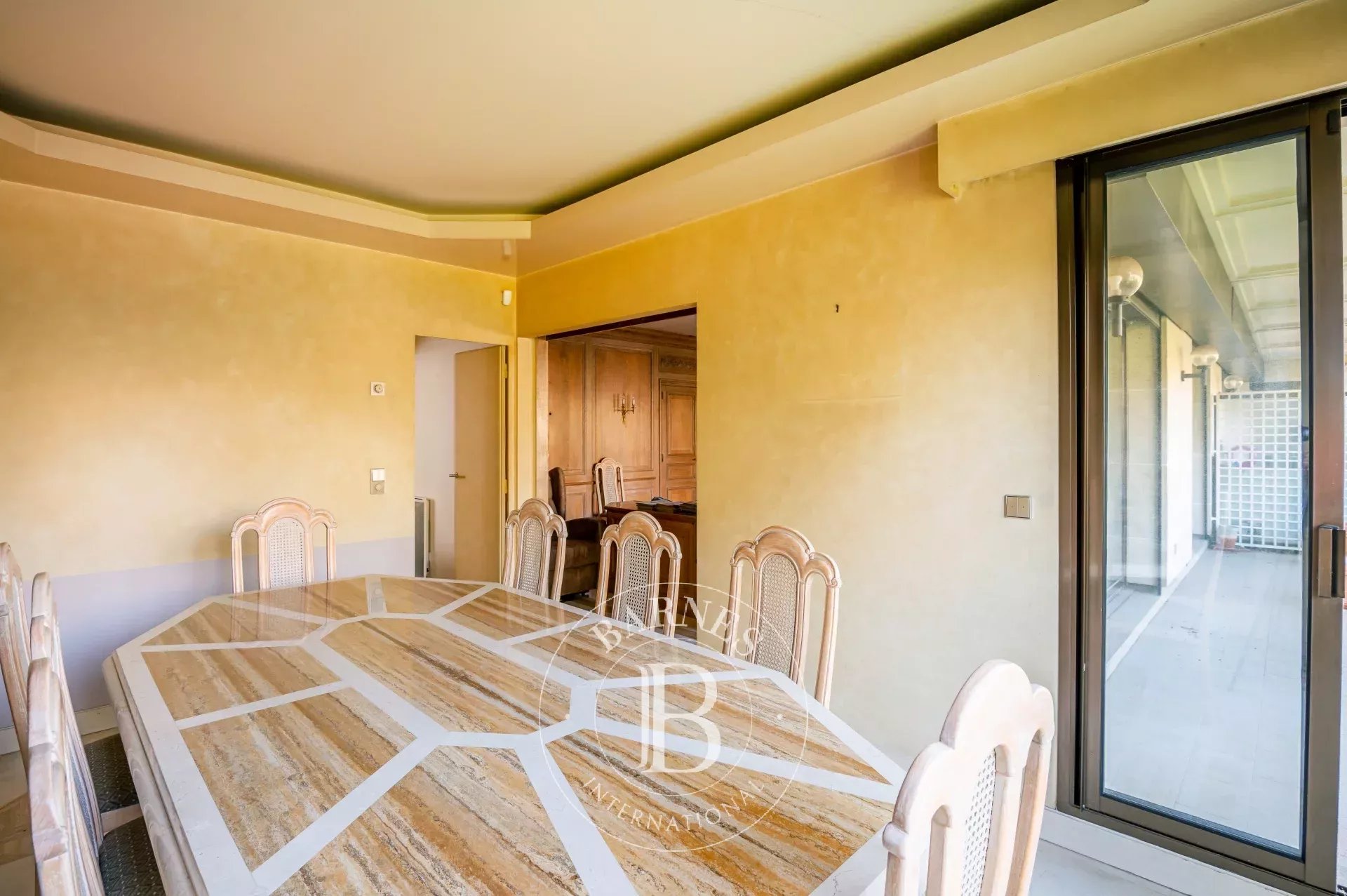 Квартира Neuilly-sur-Seine - picture 7