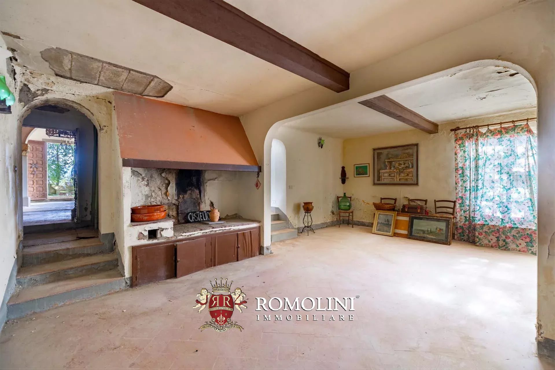 6 Bedroom Chateau's Image 32