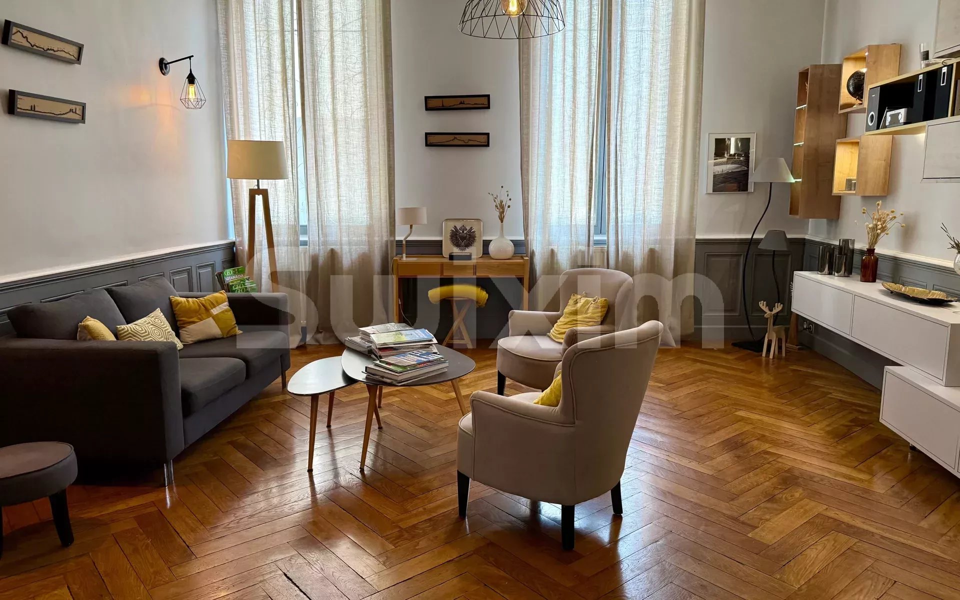 Agence immobilière de 