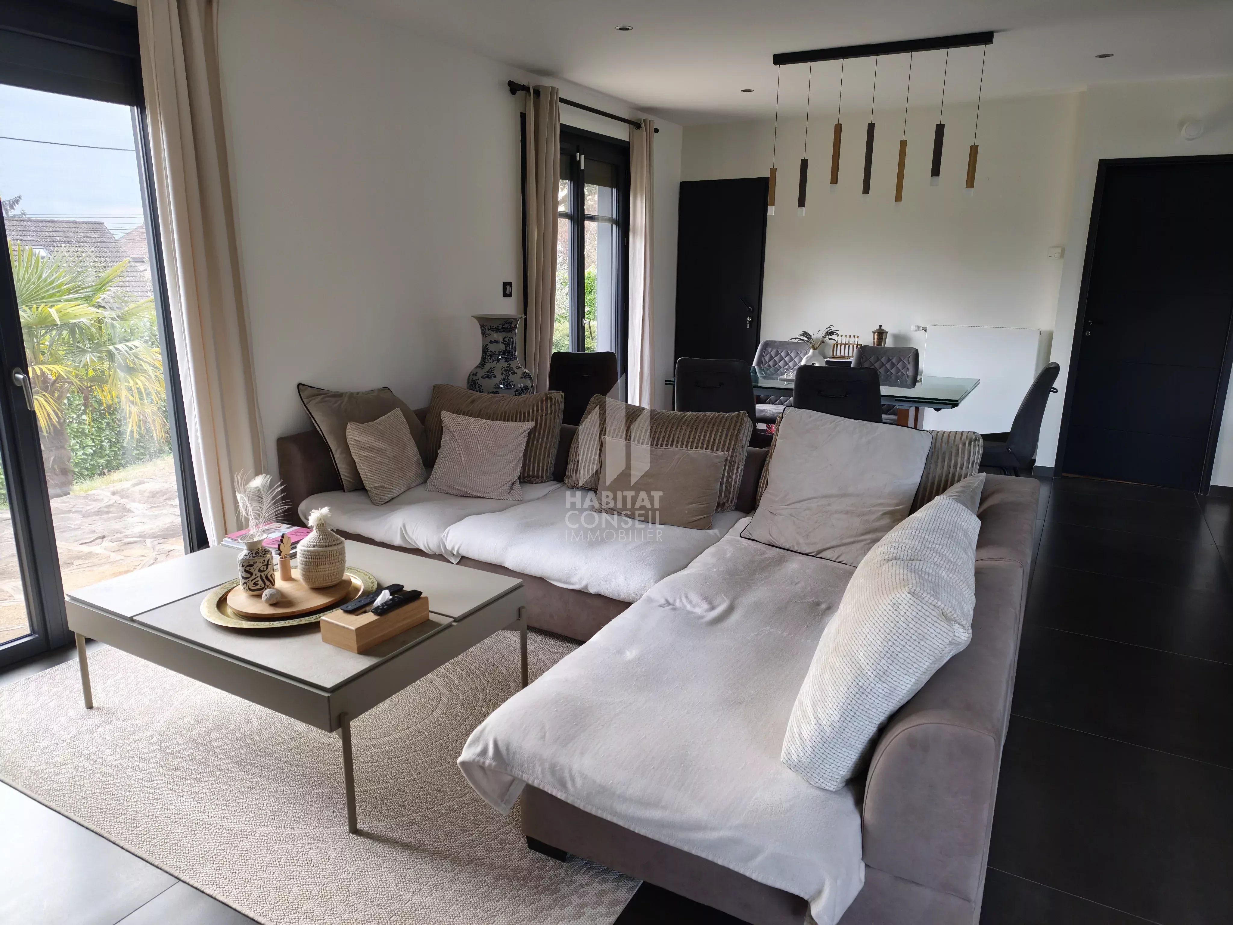 Agence immobilière de 