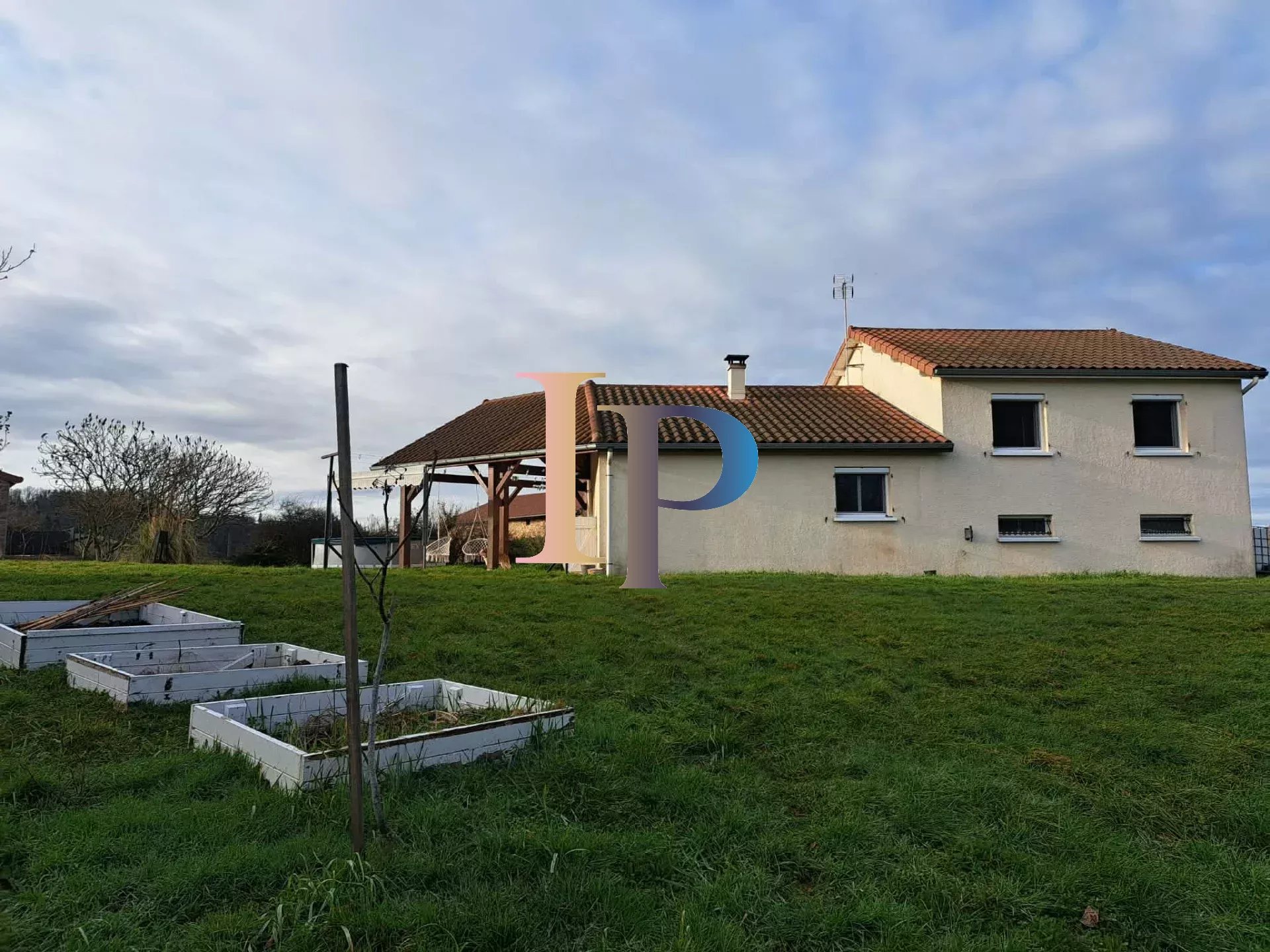 MAISON FAMILIALE VILLAGE