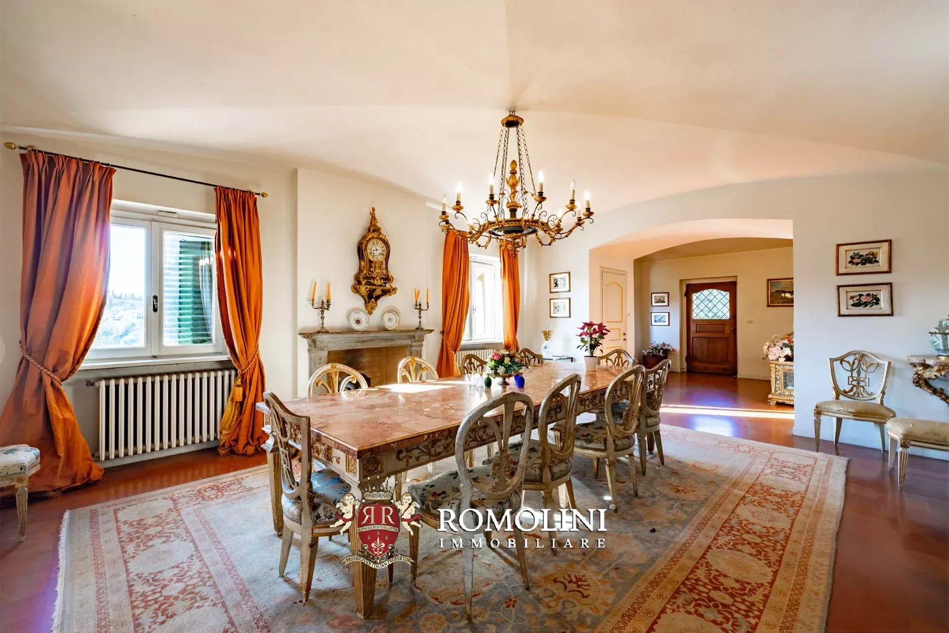 8 Bedroom Villa/Townhouse's Image 30