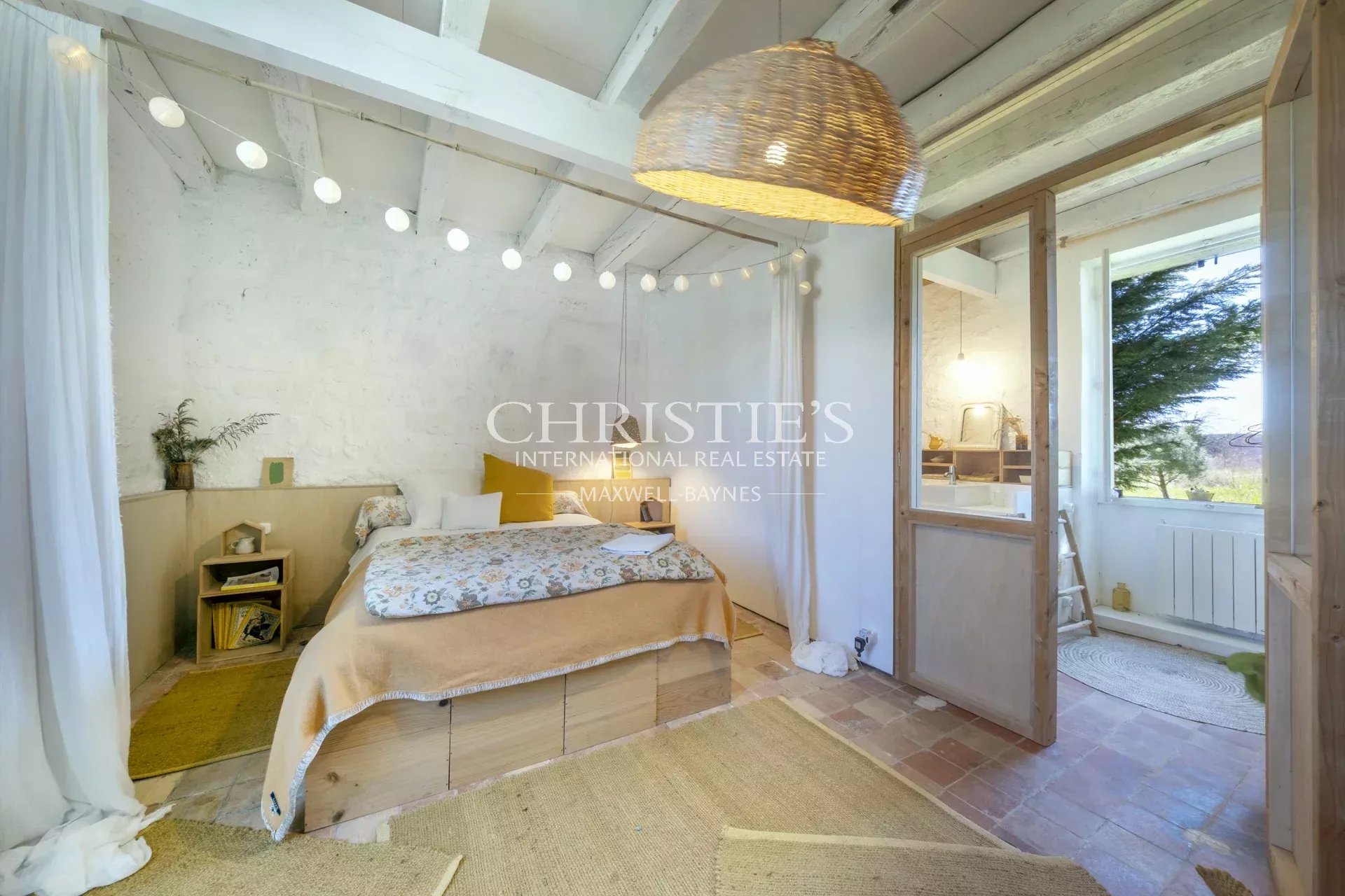 8 Bedroom Chateau's Image 31
