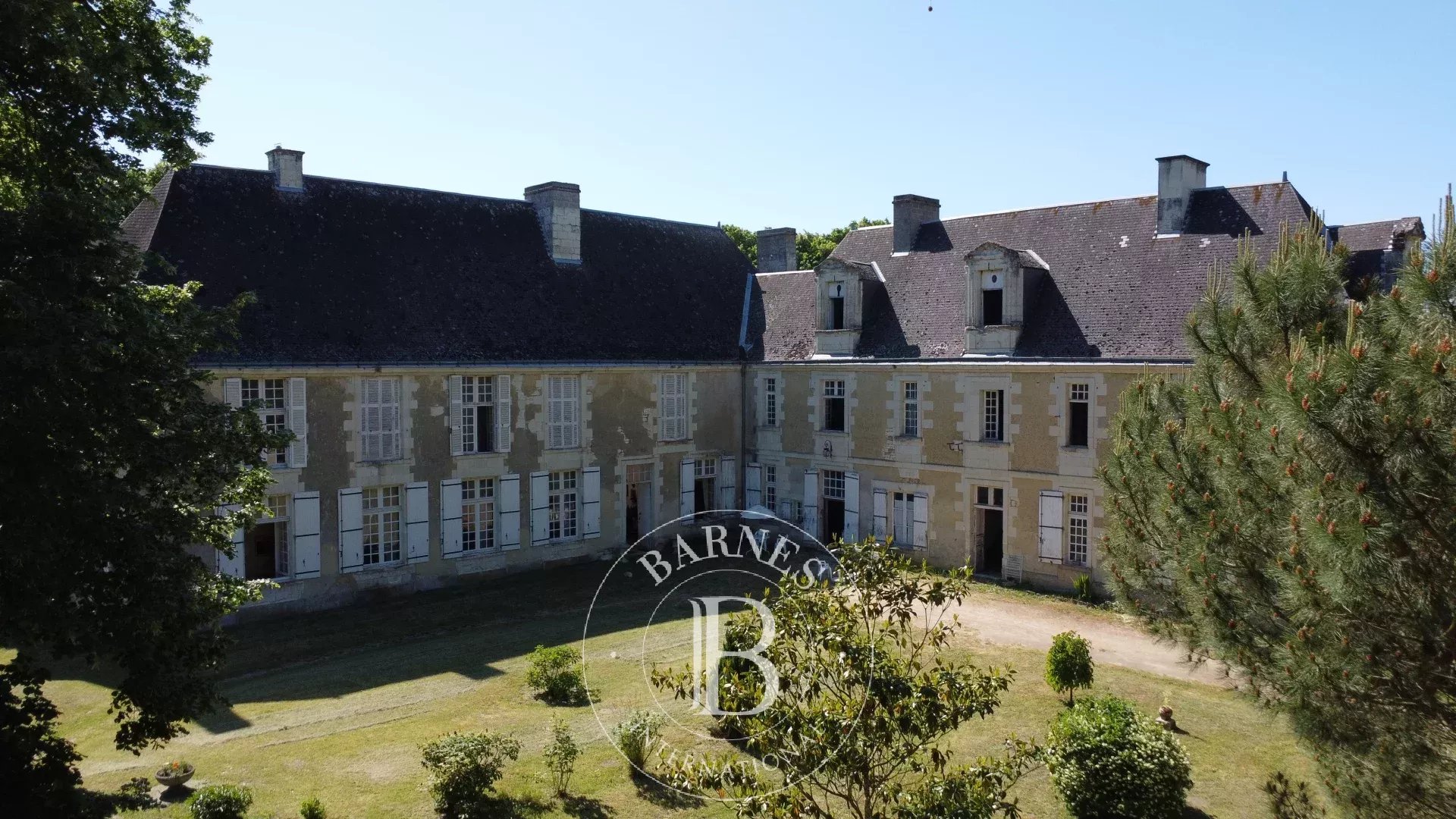 Châtellerault  - Château 18 Pi&egrave;ces 8 Chambres - picture 11