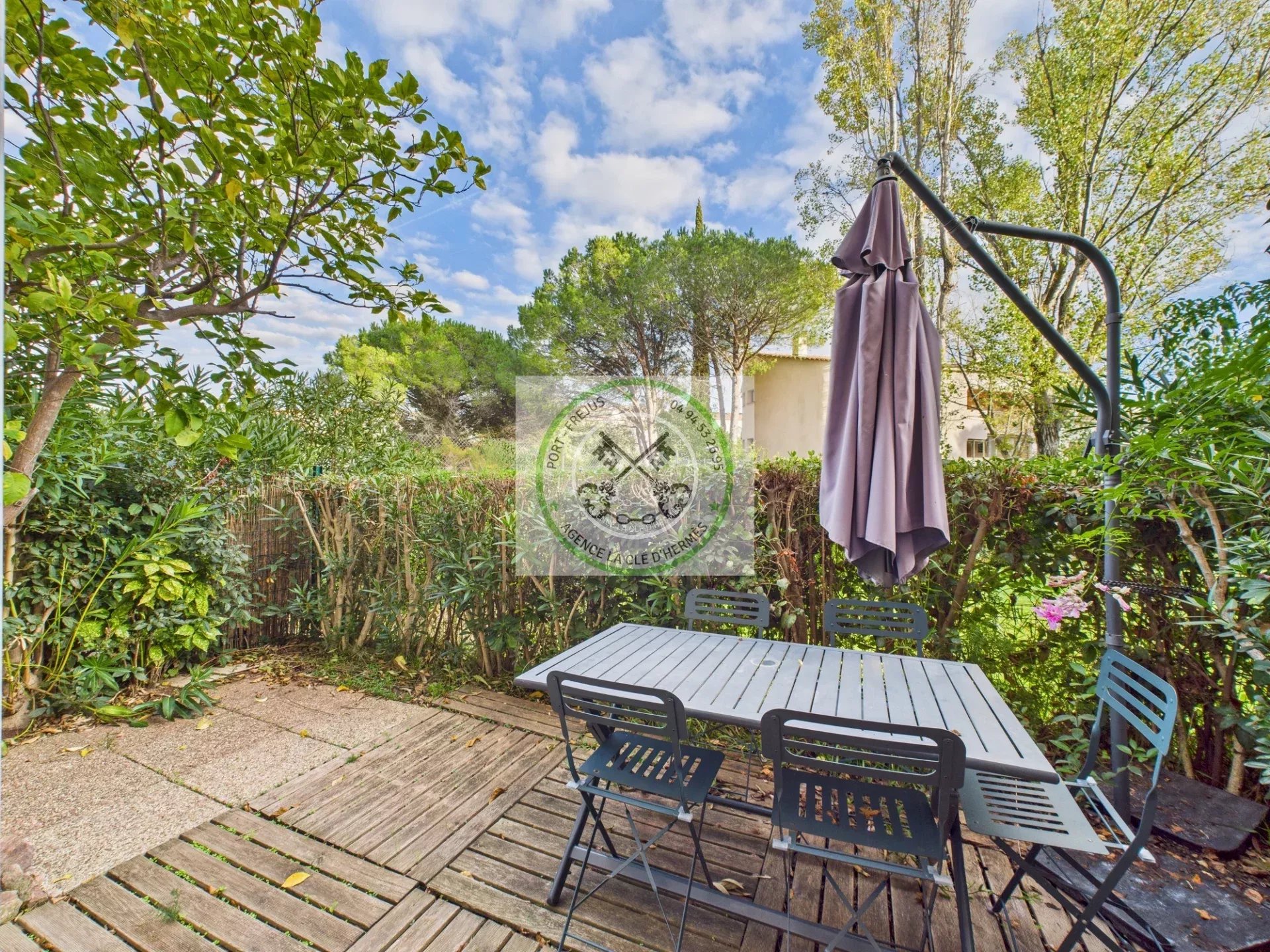 Agence immobilière de 