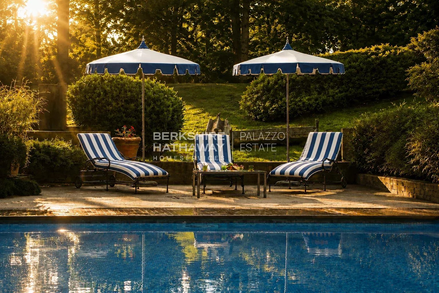 Lake Como's area - modern villa with pool and garden