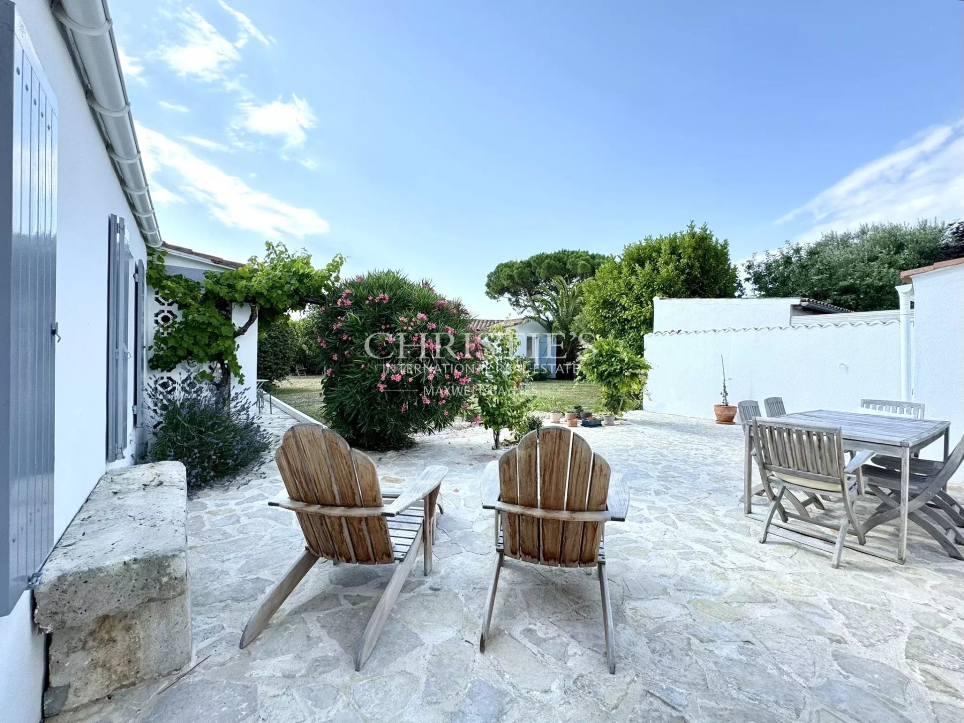 5 Bedroom Villa/Townhouse's Image 12