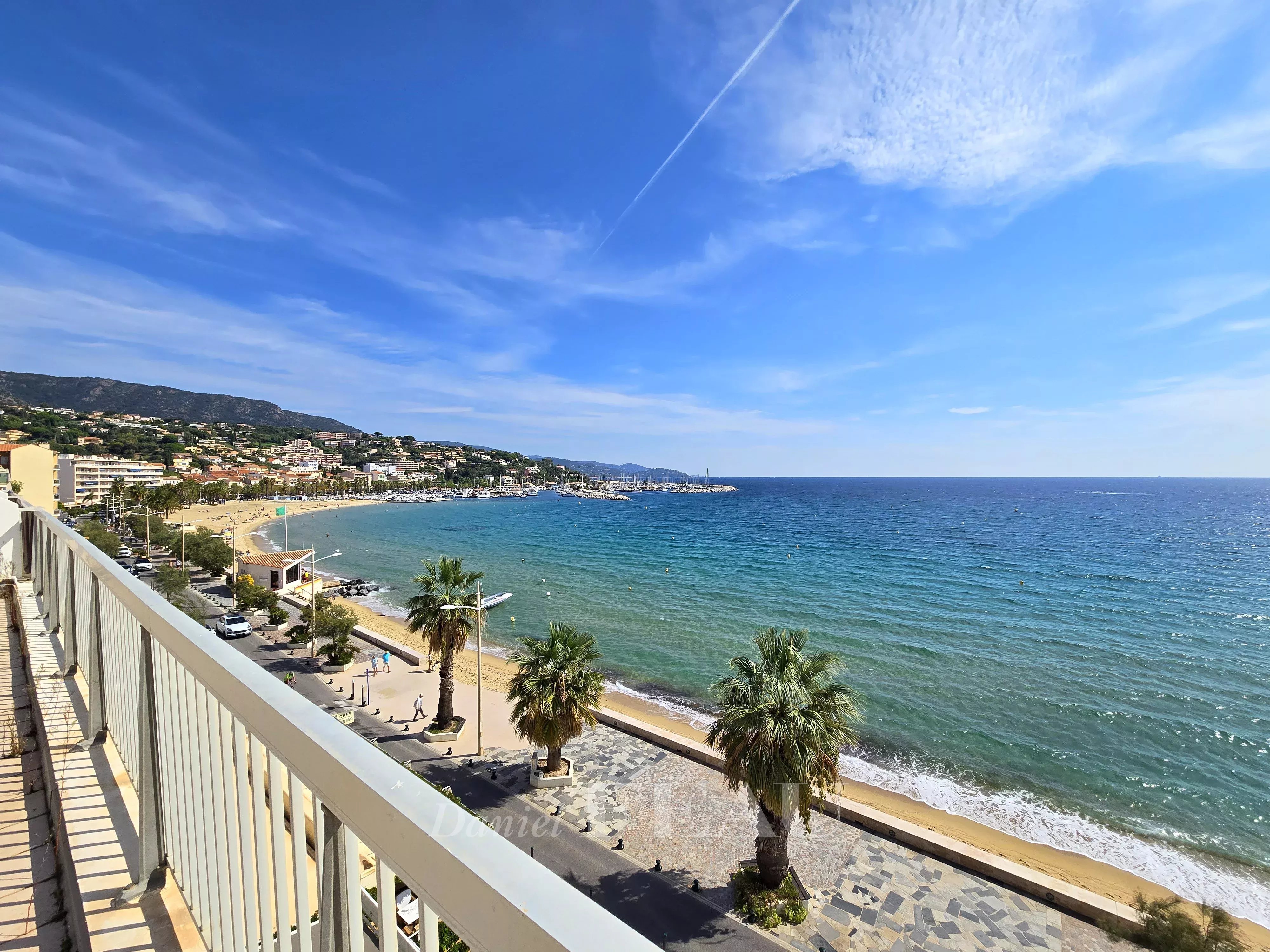 Le Lavandou - Appartement toit terrasse