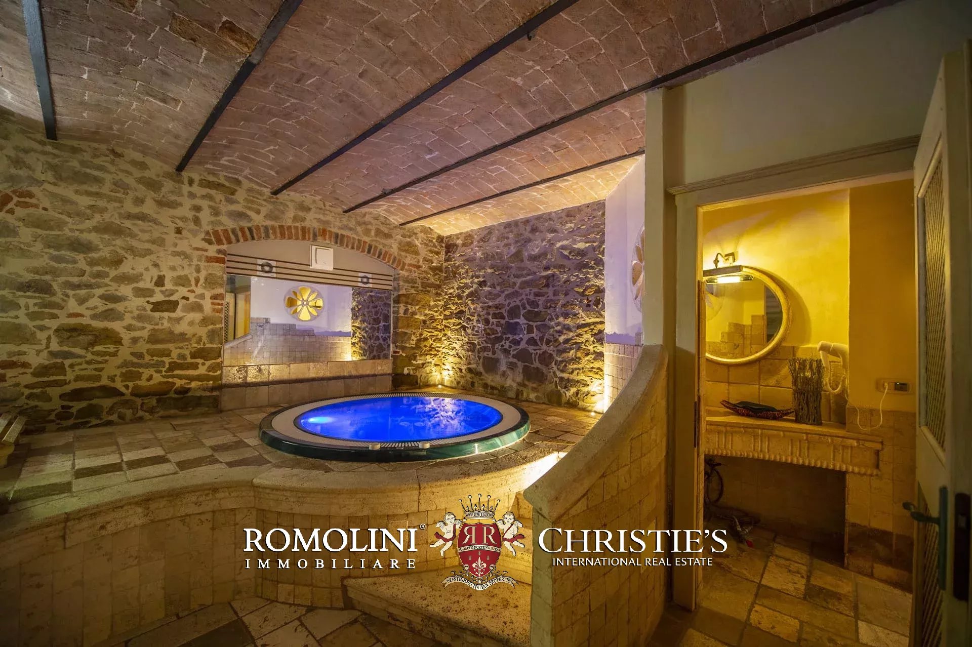 12 Bedroom Villa/Townhouse's Image 44