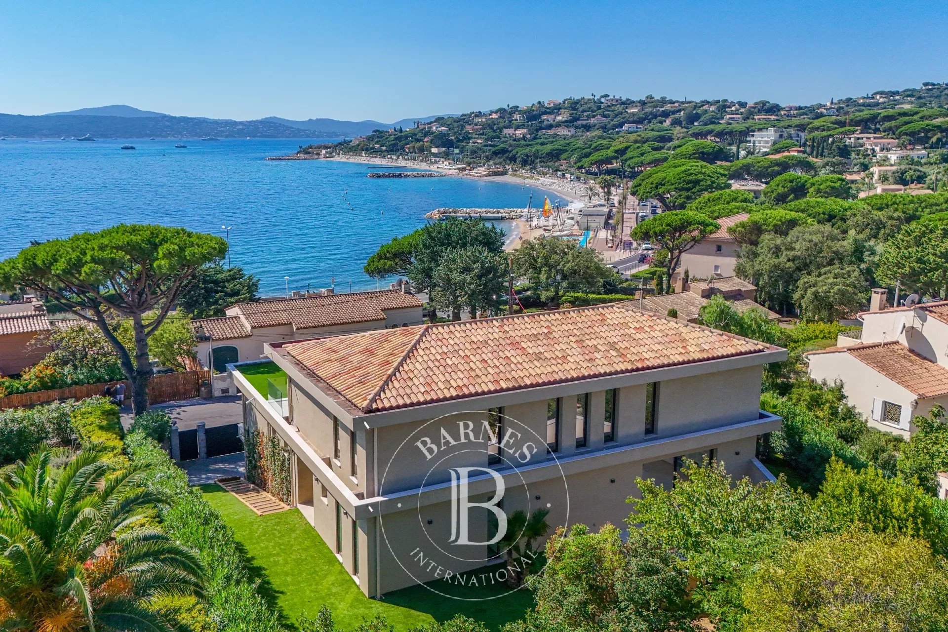 Villa Sainte-Maxime - picture 3