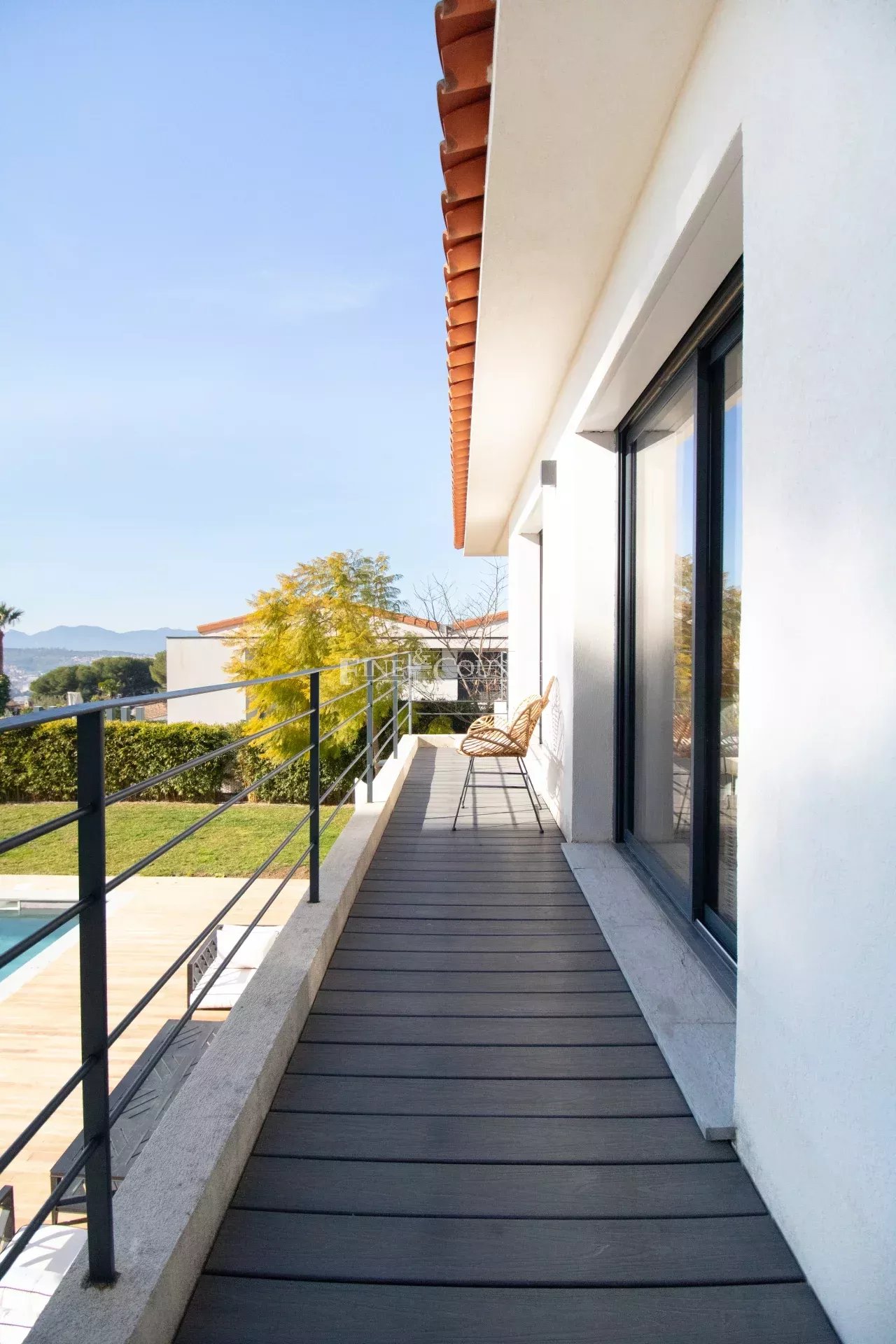 Photo of Villa for sale in Le Cannet  with sea view
