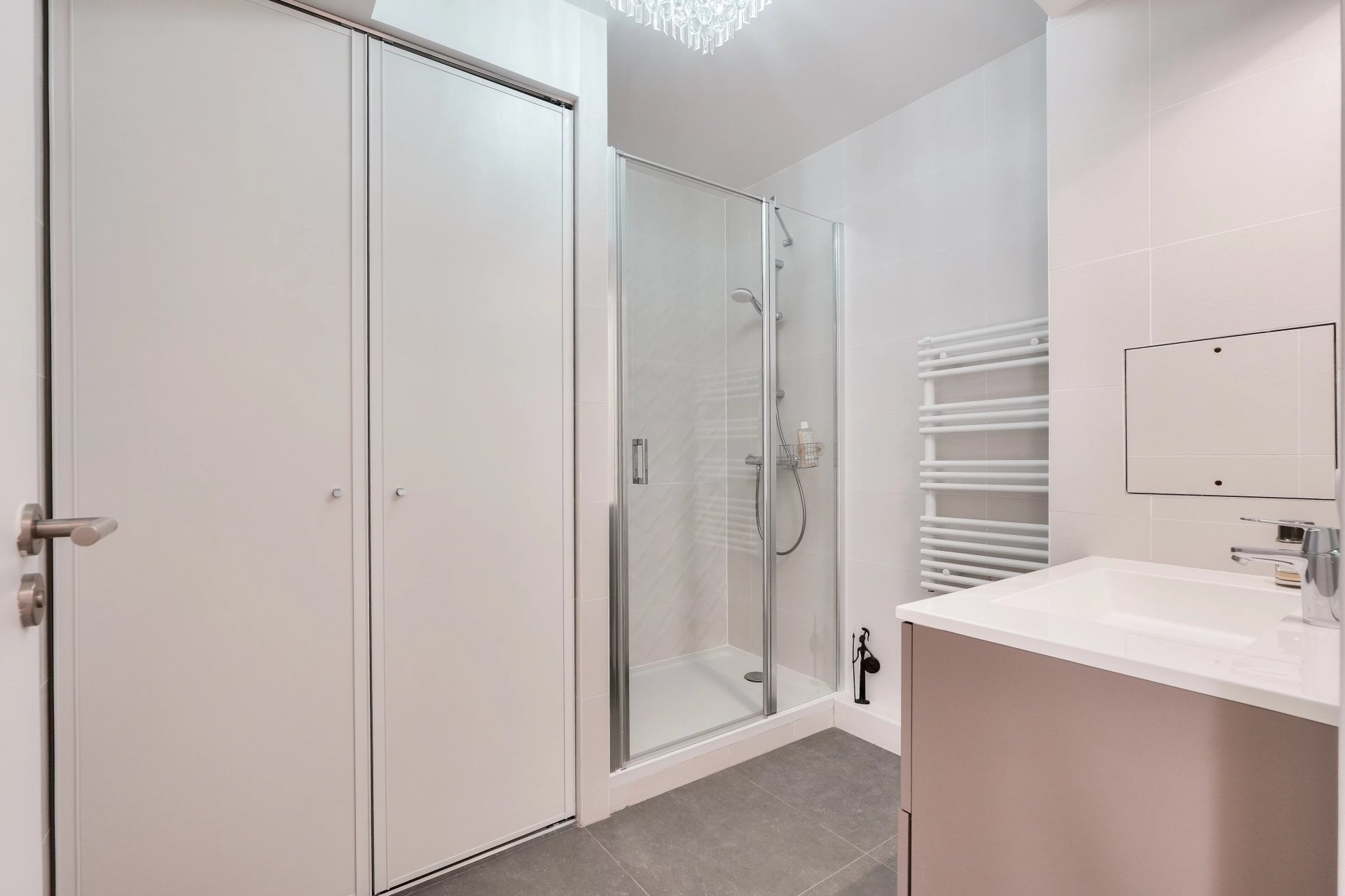 2 Bedroom Apartment/Flat's Image 11
