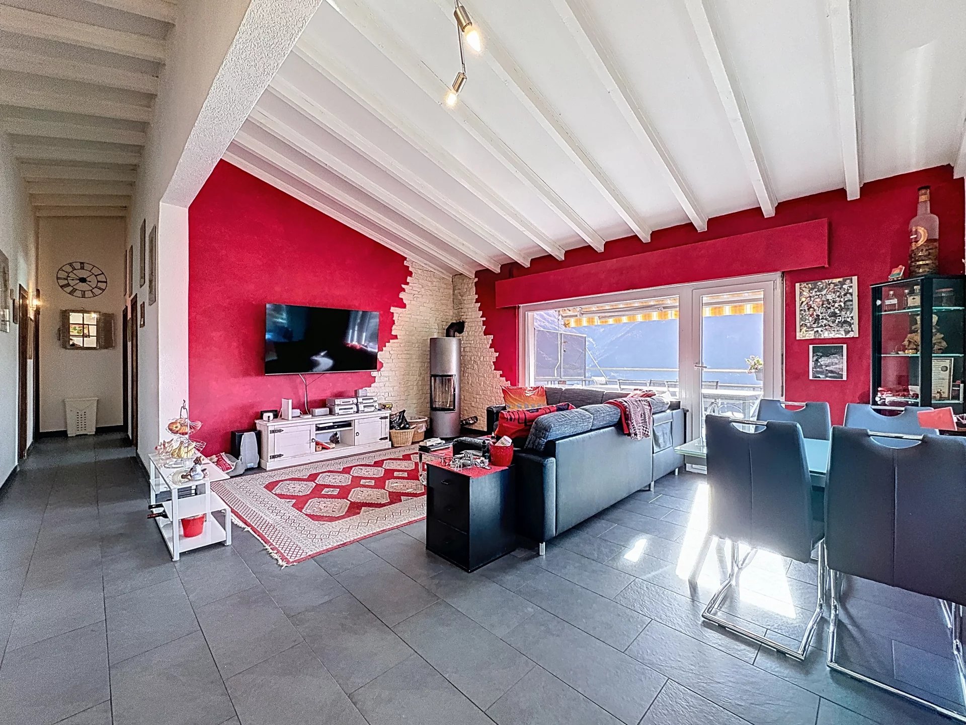 Spacieuse villa, vue panoramique et jacuzzi