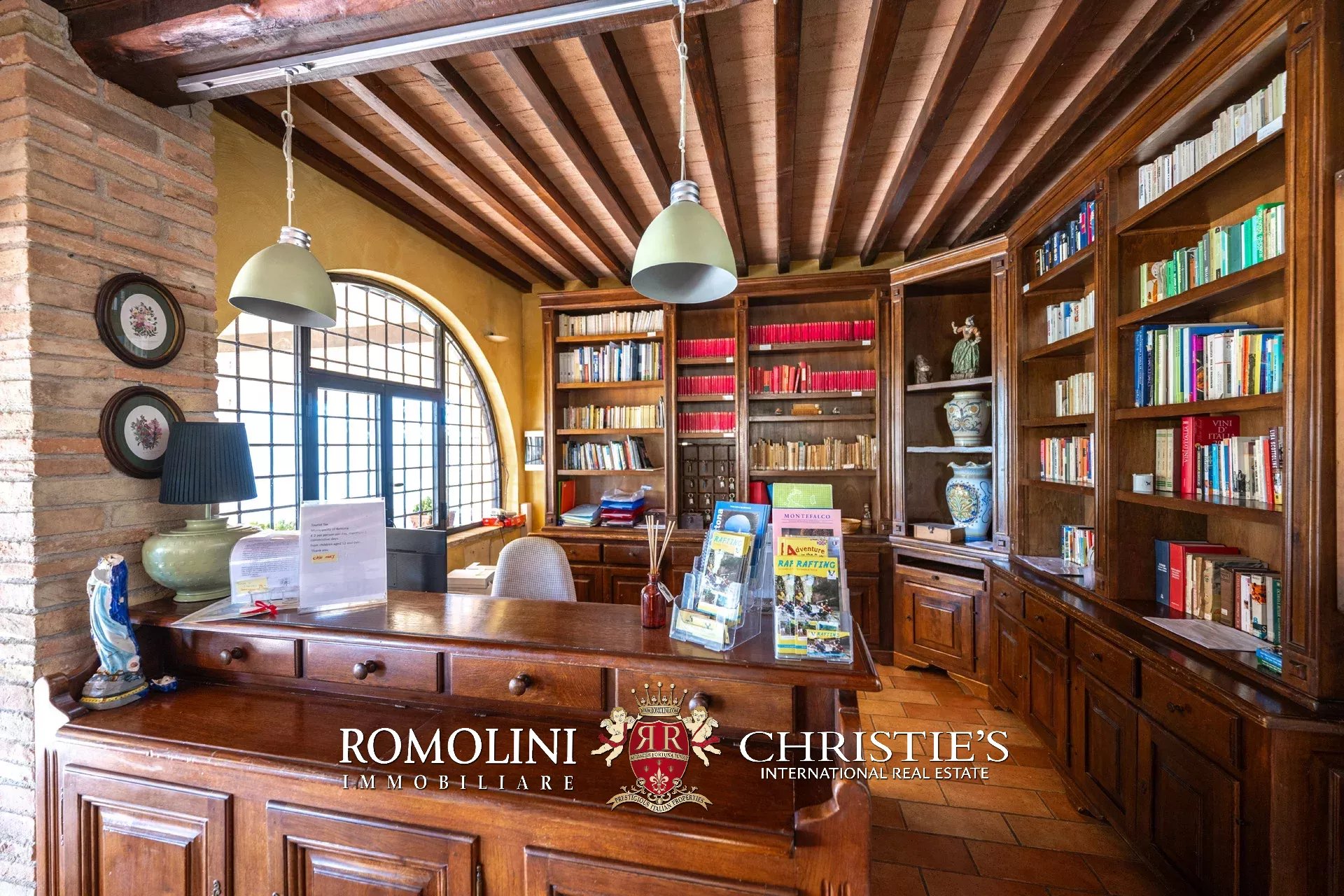 21 Bedroom Villa/Townhouse's Image 40