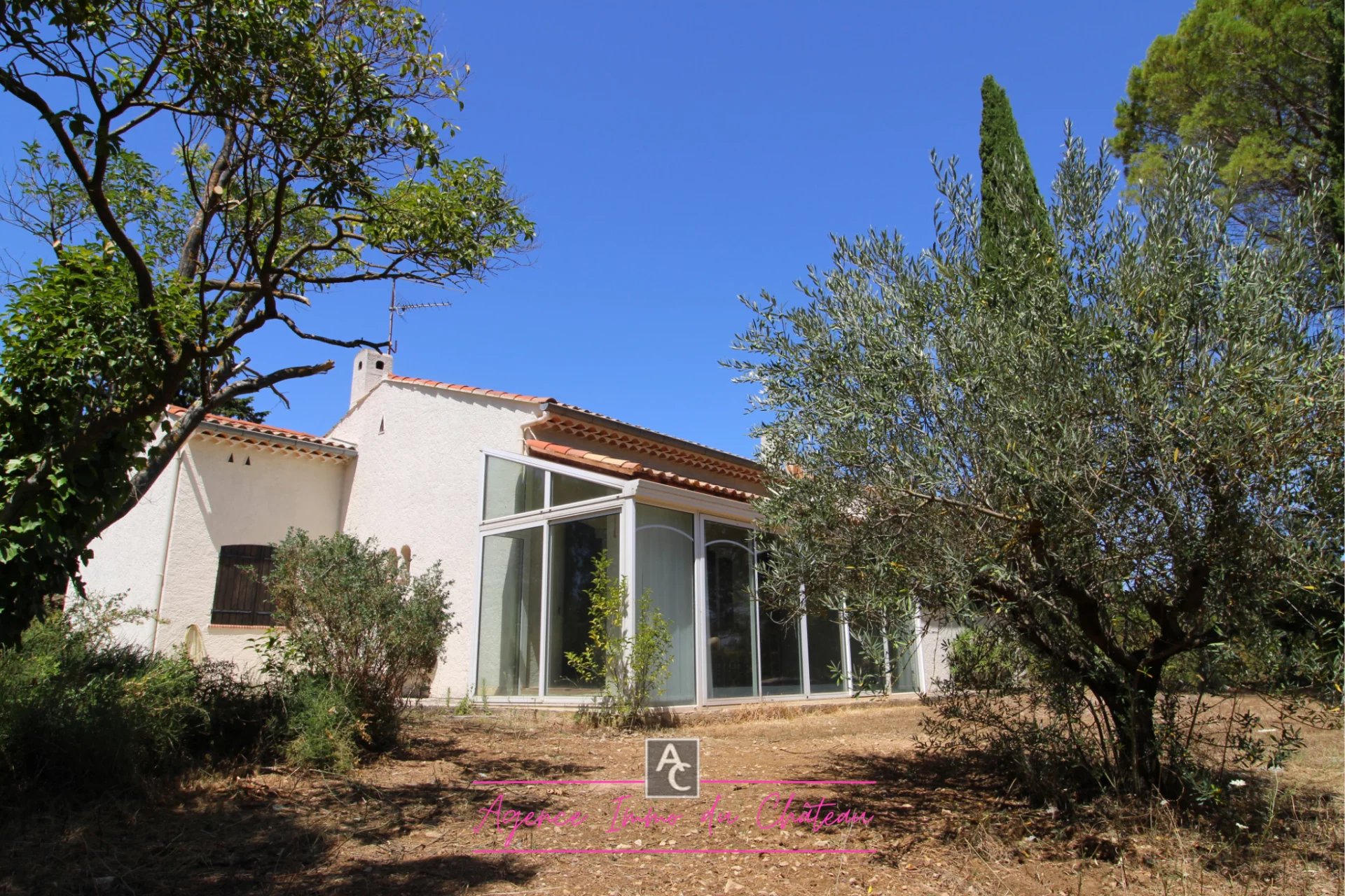 Agence immobilière de 