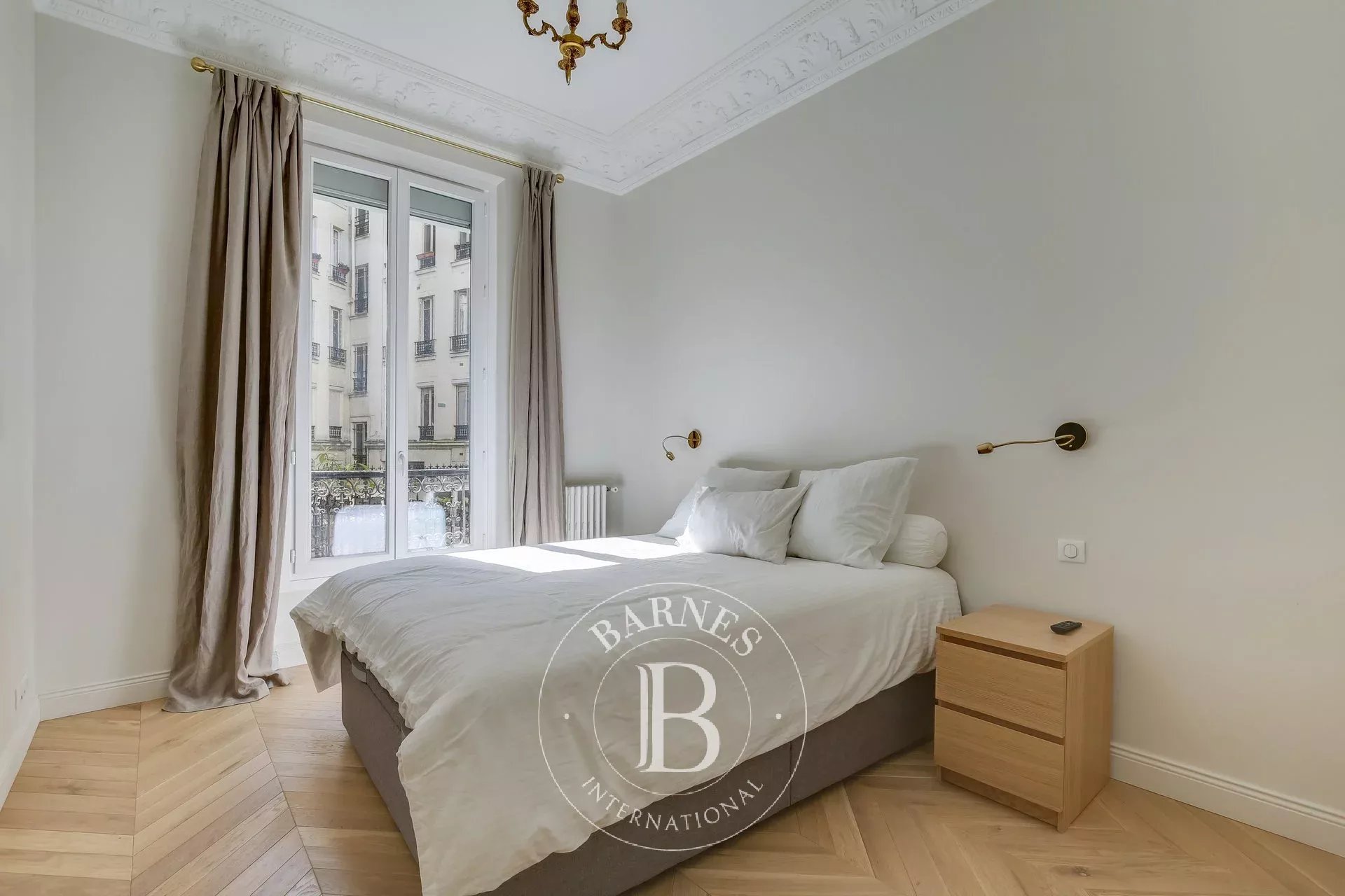 Daire Paris 8ème - picture 6